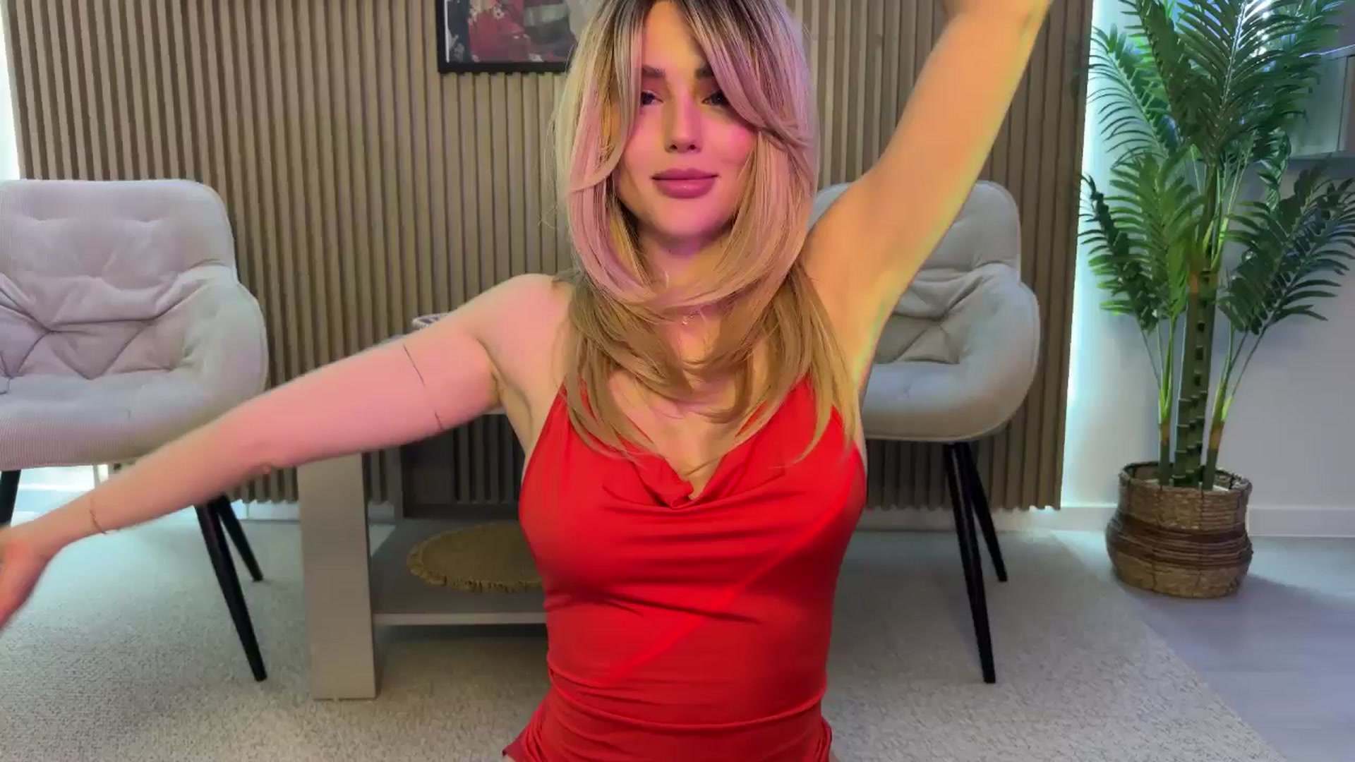 Gallery image thumbnail from Betty_xoxo's myfreecams stream on, 02/18/2025, 06:43 image 6 of 20