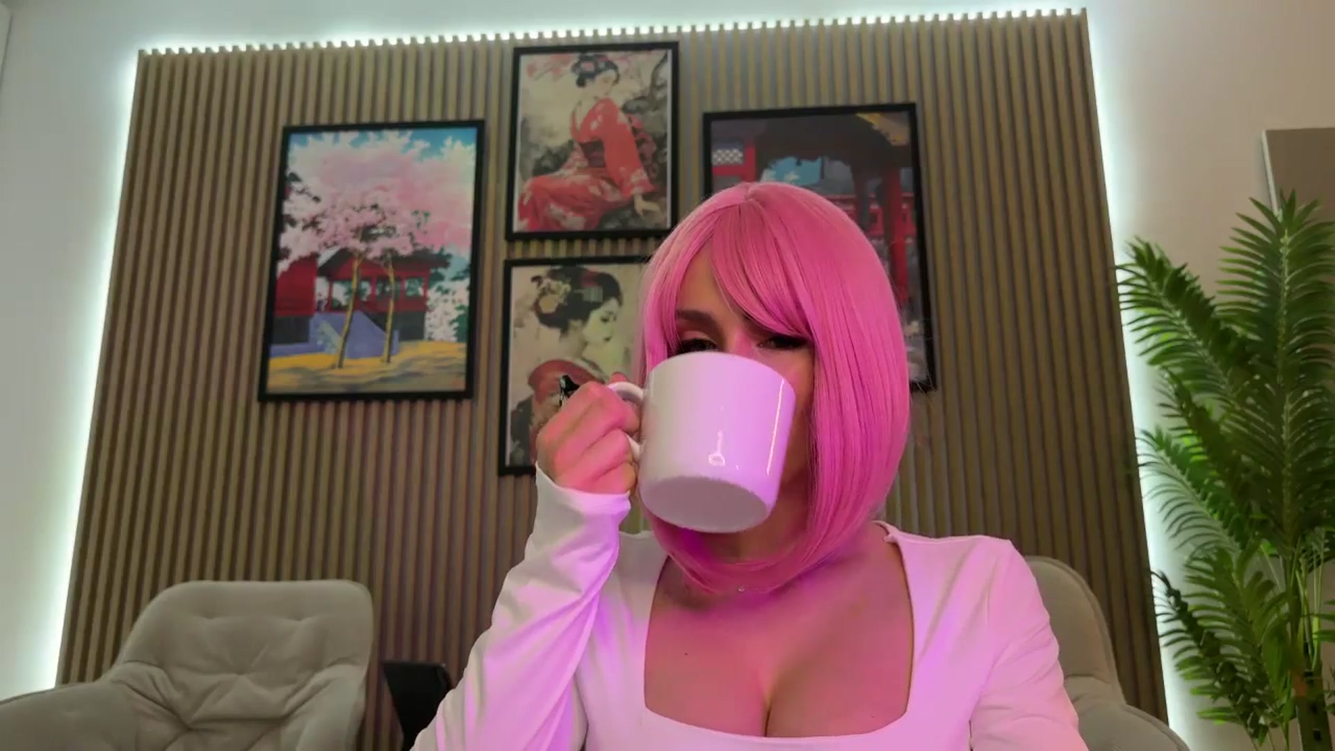 Gallery image thumbnail from Betty_xoxo's myfreecams stream on, 02/20/2025, 08:28 image 12 of 20
