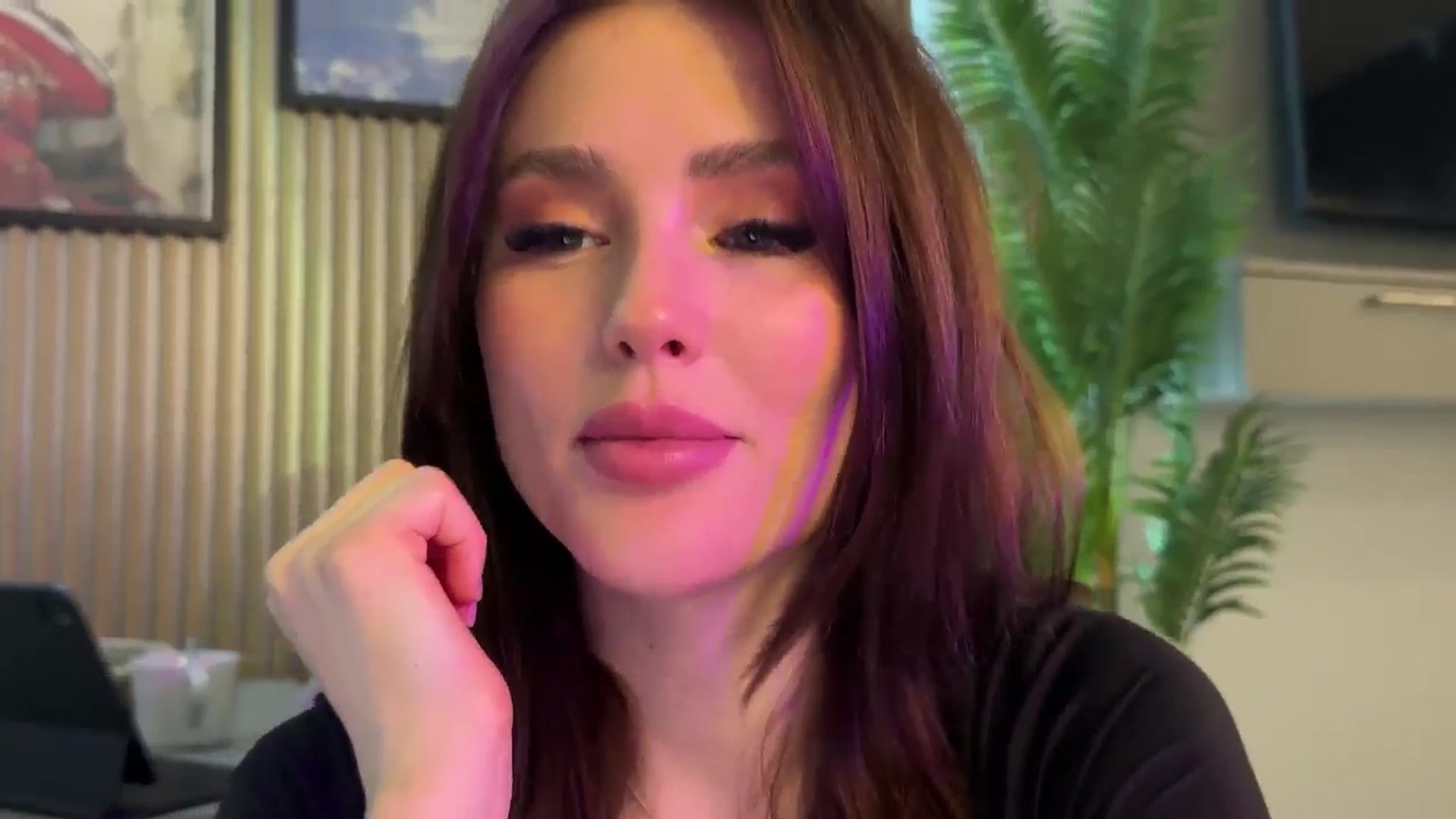 Gallery image thumbnail from Betty_xoxo's myfreecams stream on, 02/21/2025, 07:27 image 16 of 20