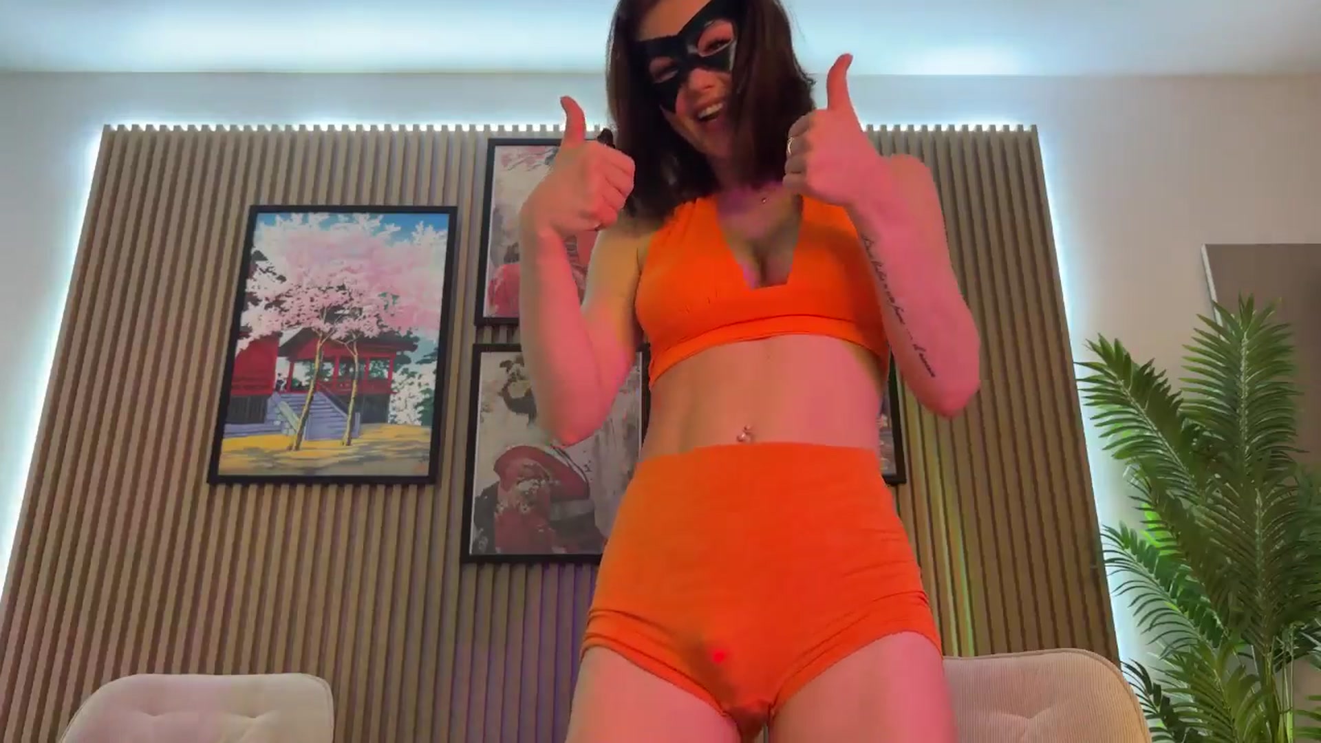 Gallery image thumbnail from Betty_xoxo's myfreecams stream on, 02/25/2025, 07:39 image 10 of 20