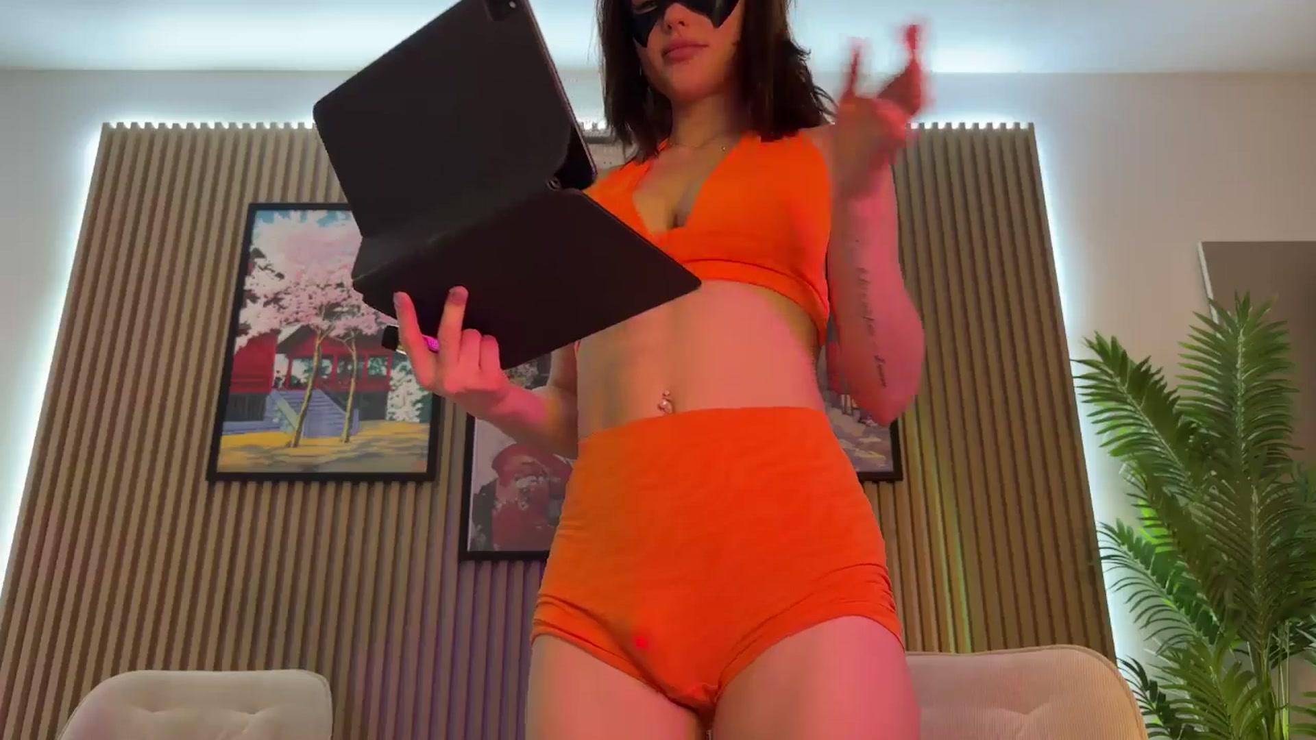 Gallery image thumbnail from Betty_xoxo's myfreecams stream on, 02/25/2025, 07:39 image 9 of 20