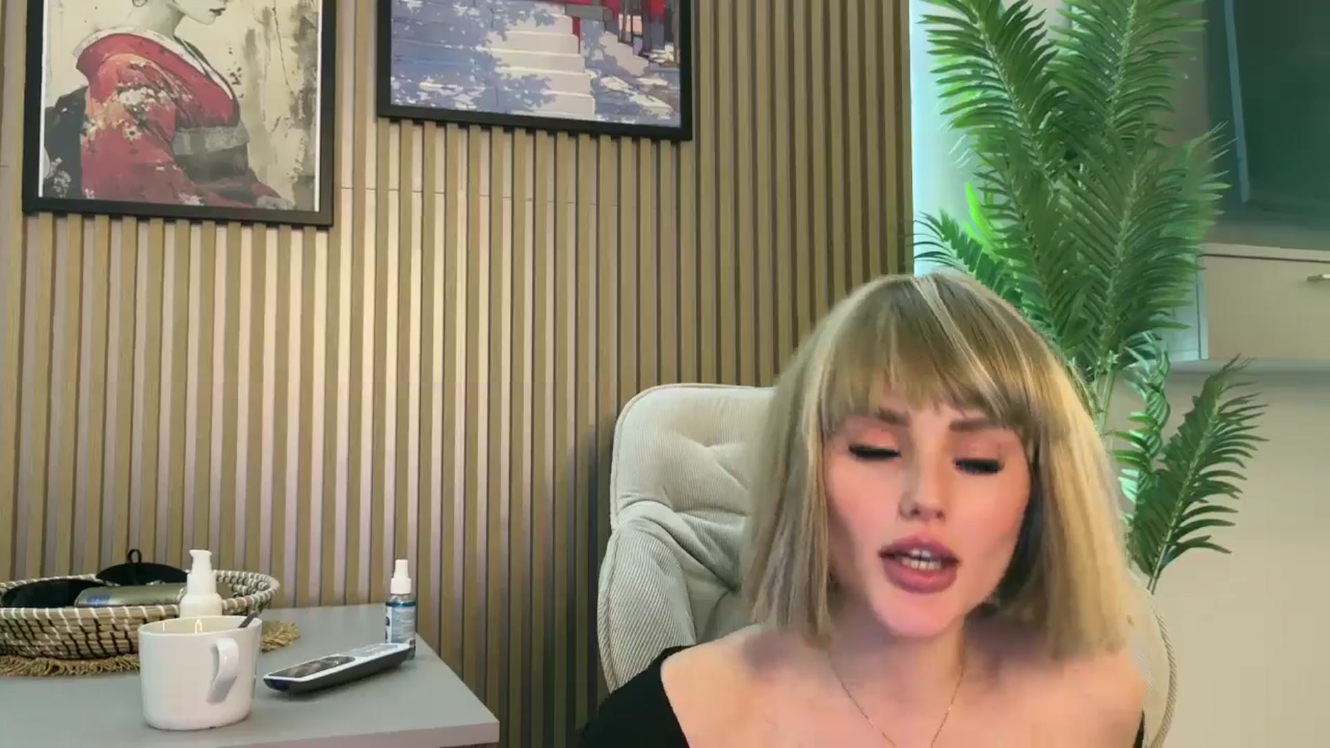 Gallery image thumbnail from Betty_xoxo's myfreecams stream on, 02/26/2025, 10:48 image 6 of 20