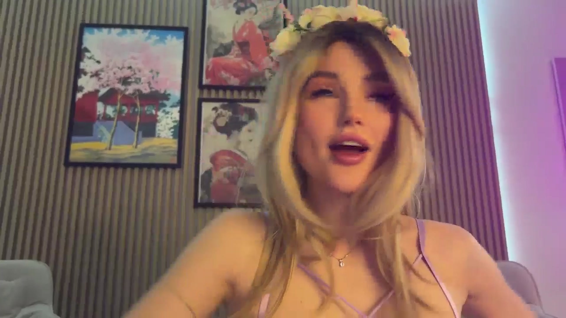 Gallery image thumbnail from Betty_xoxo's myfreecams stream on, 03/17/2025, 08:04 image 20 of 20