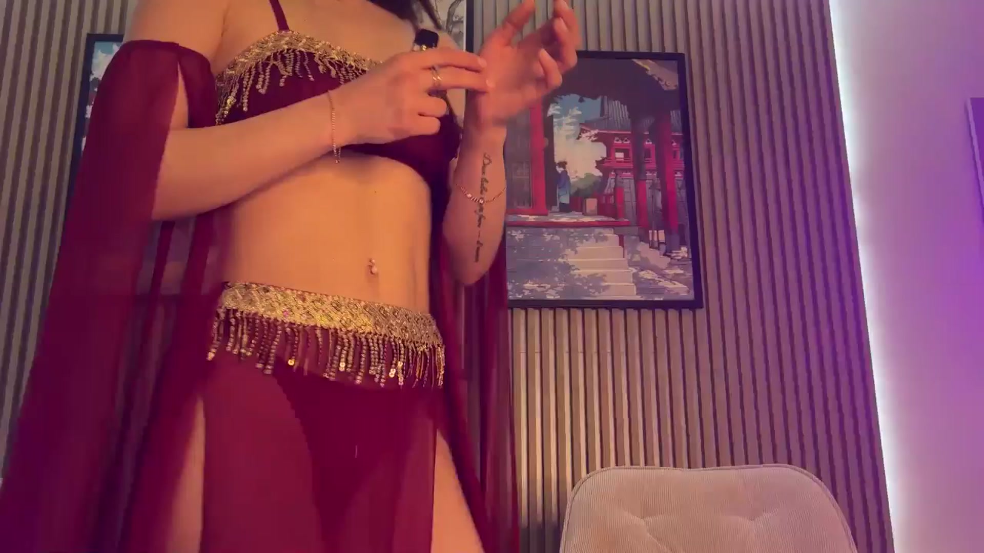 Gallery image thumbnail from Betty_xoxo's myfreecams stream on, 03/18/2025, 08:18 image 1 of 20
