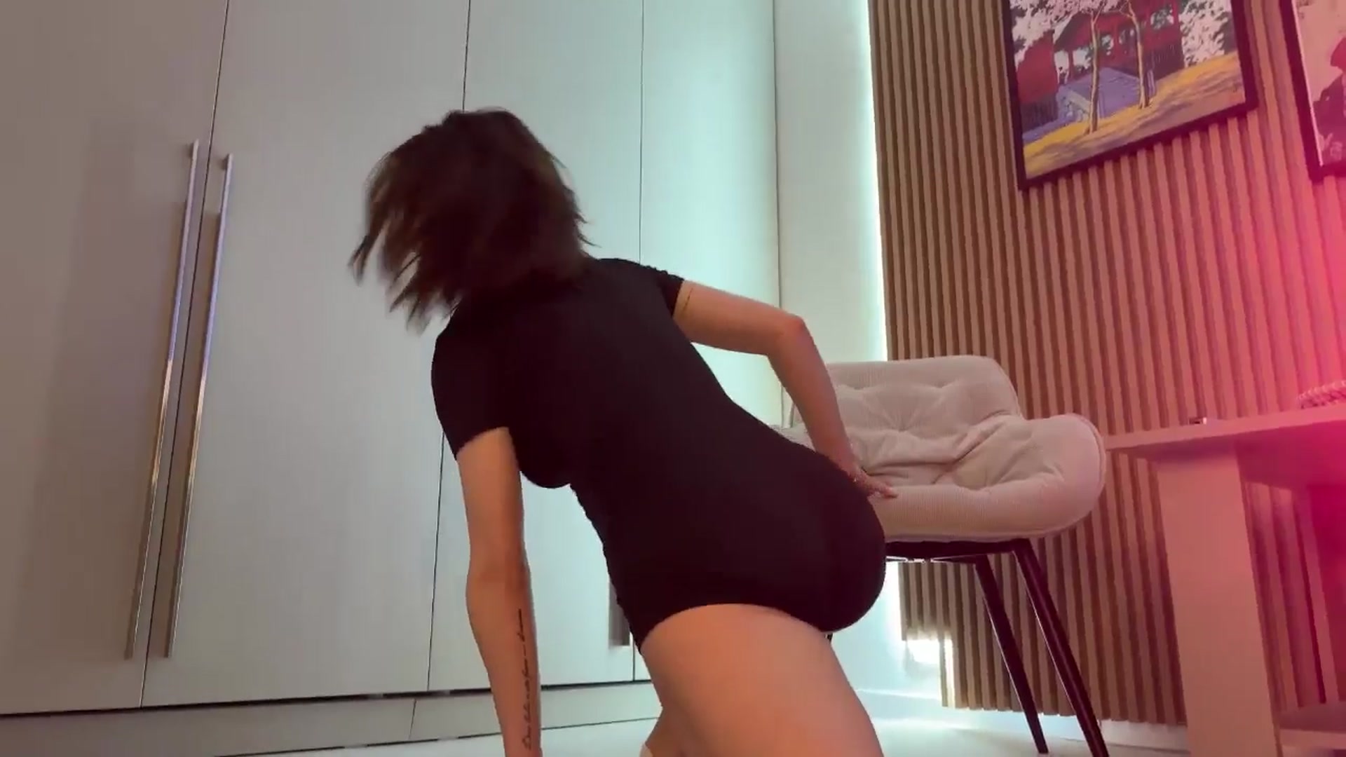 Gallery image thumbnail from Betty_xoxo's myfreecams stream on, 03/27/2025, 12:03 image 20 of 20