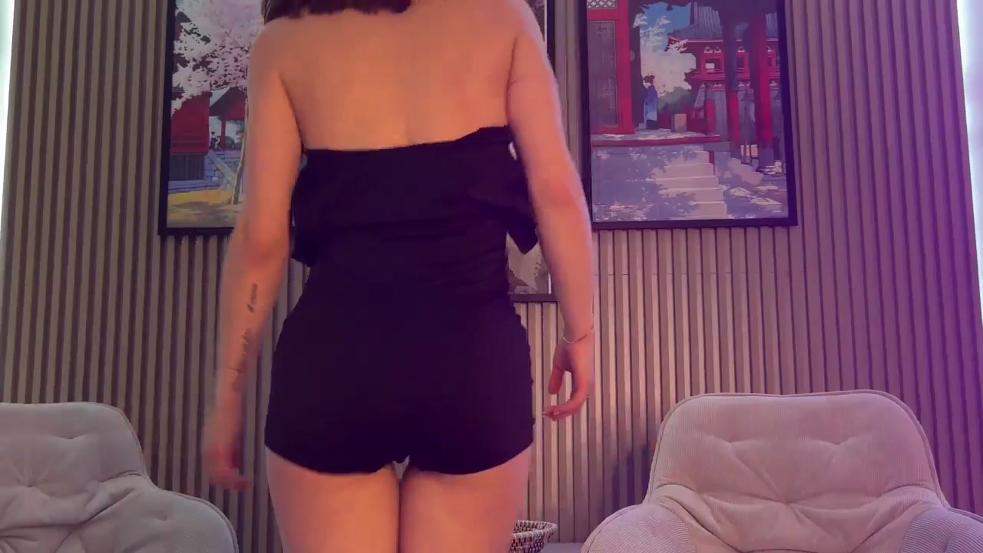 Gallery image thumbnail from Betty_xoxo's myfreecams stream on, 03/27/2025, 13:20 image 17 of 20