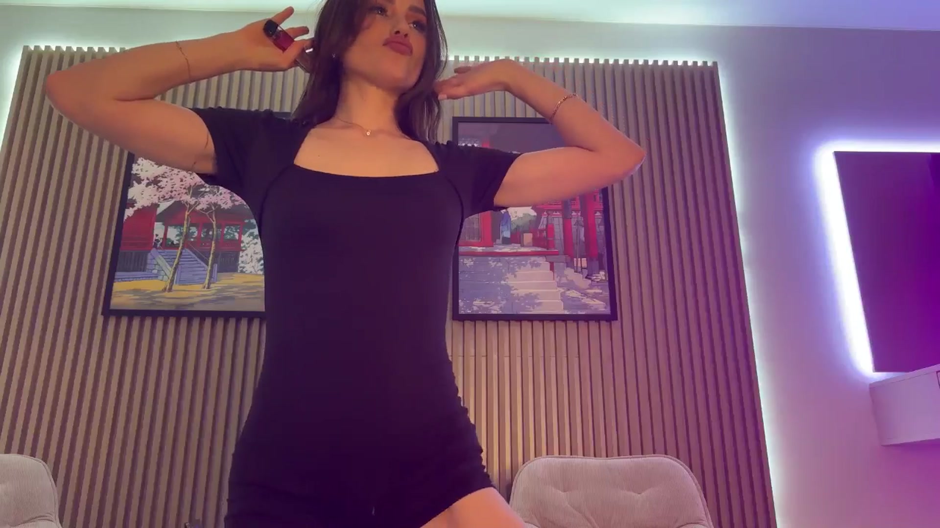 Gallery image thumbnail from Betty_xoxo's myfreecams stream on, 03/27/2025, 14:17 image 18 of 20