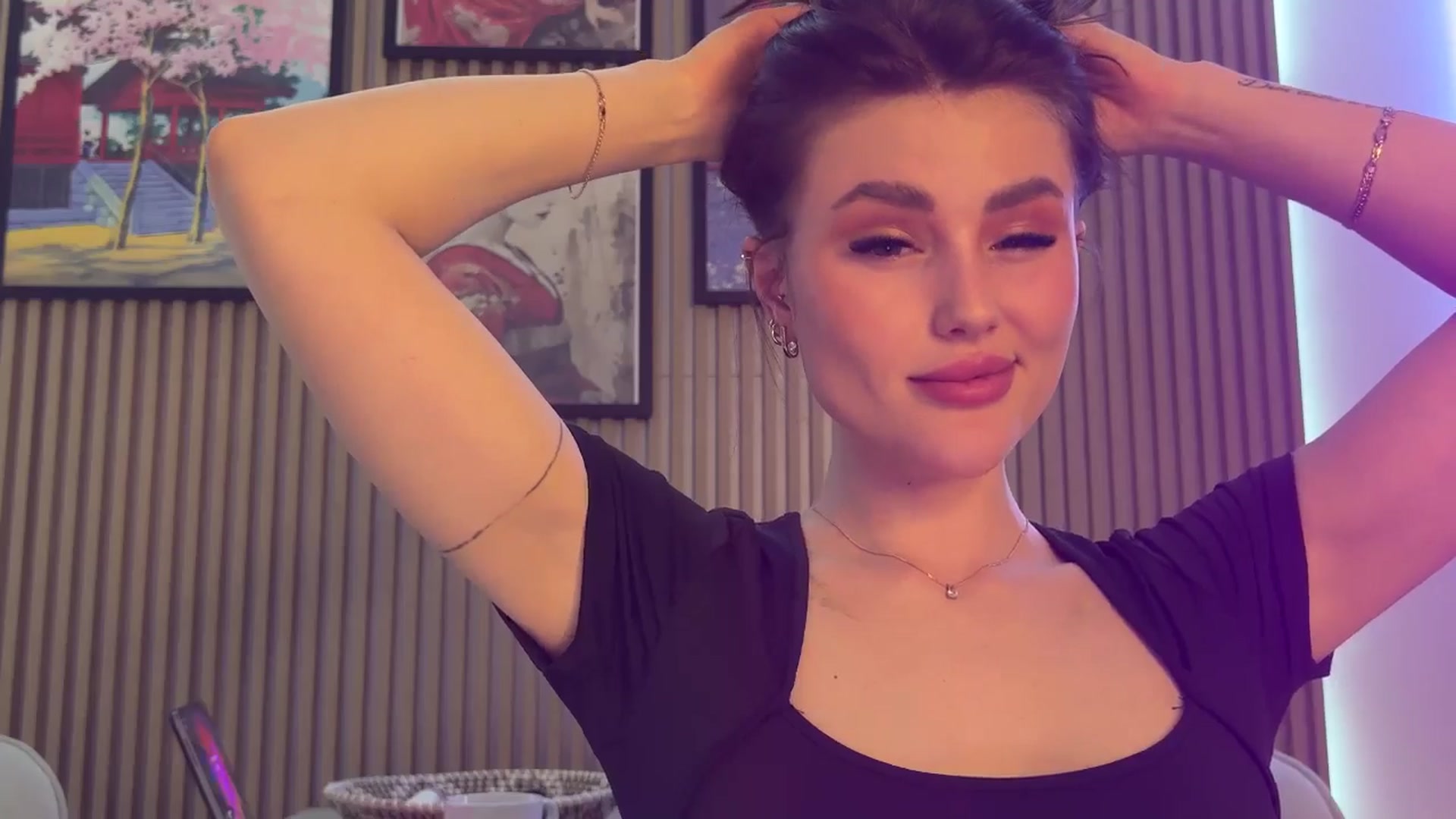 Gallery image thumbnail from Betty_xoxo's myfreecams stream on, 03/27/2025, 14:17 image 20 of 20