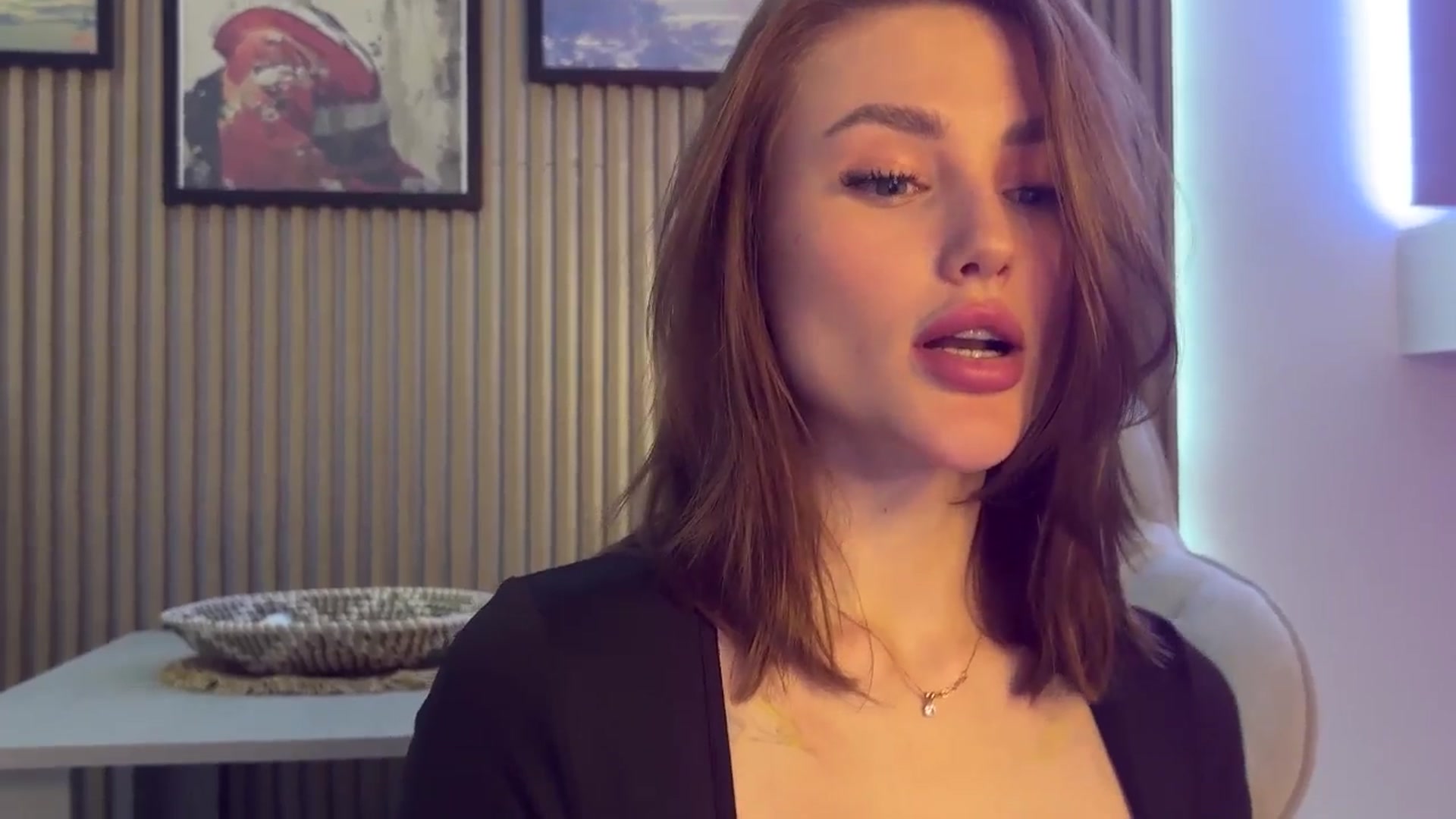 Gallery image thumbnail from Betty_xoxo's myfreecams stream on, 04/01/2025, 09:26 image 17 of 20