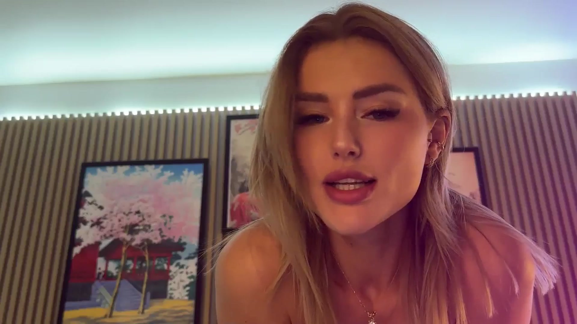 Gallery image thumbnail from Betty_xoxo's myfreecams stream on, 06/30/2025, 07:58 image 18 of 20