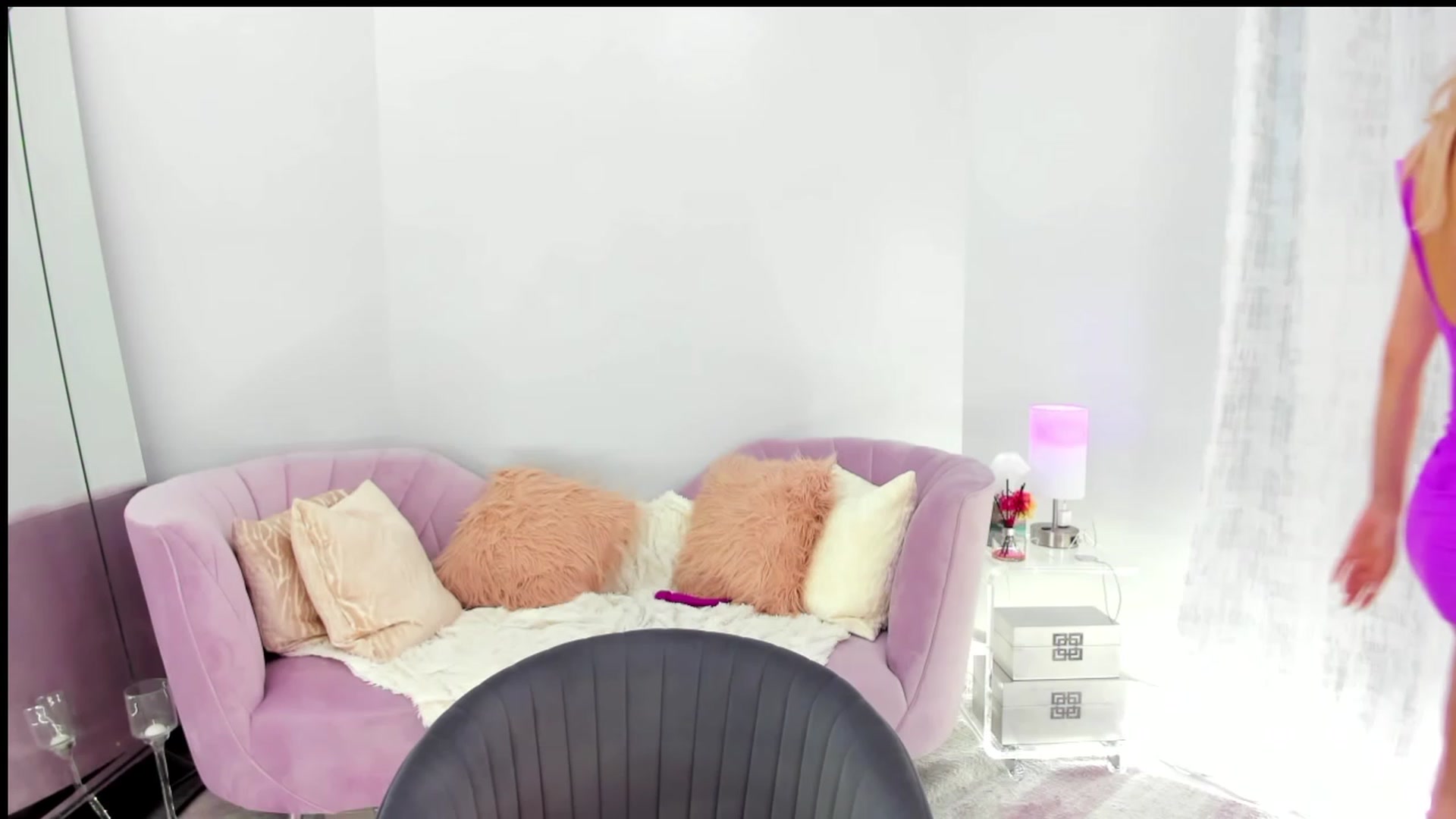 Gallery image thumbnail from Bewitching's myfreecams stream on, 02/23/2024, 01:27 image 1 of 20