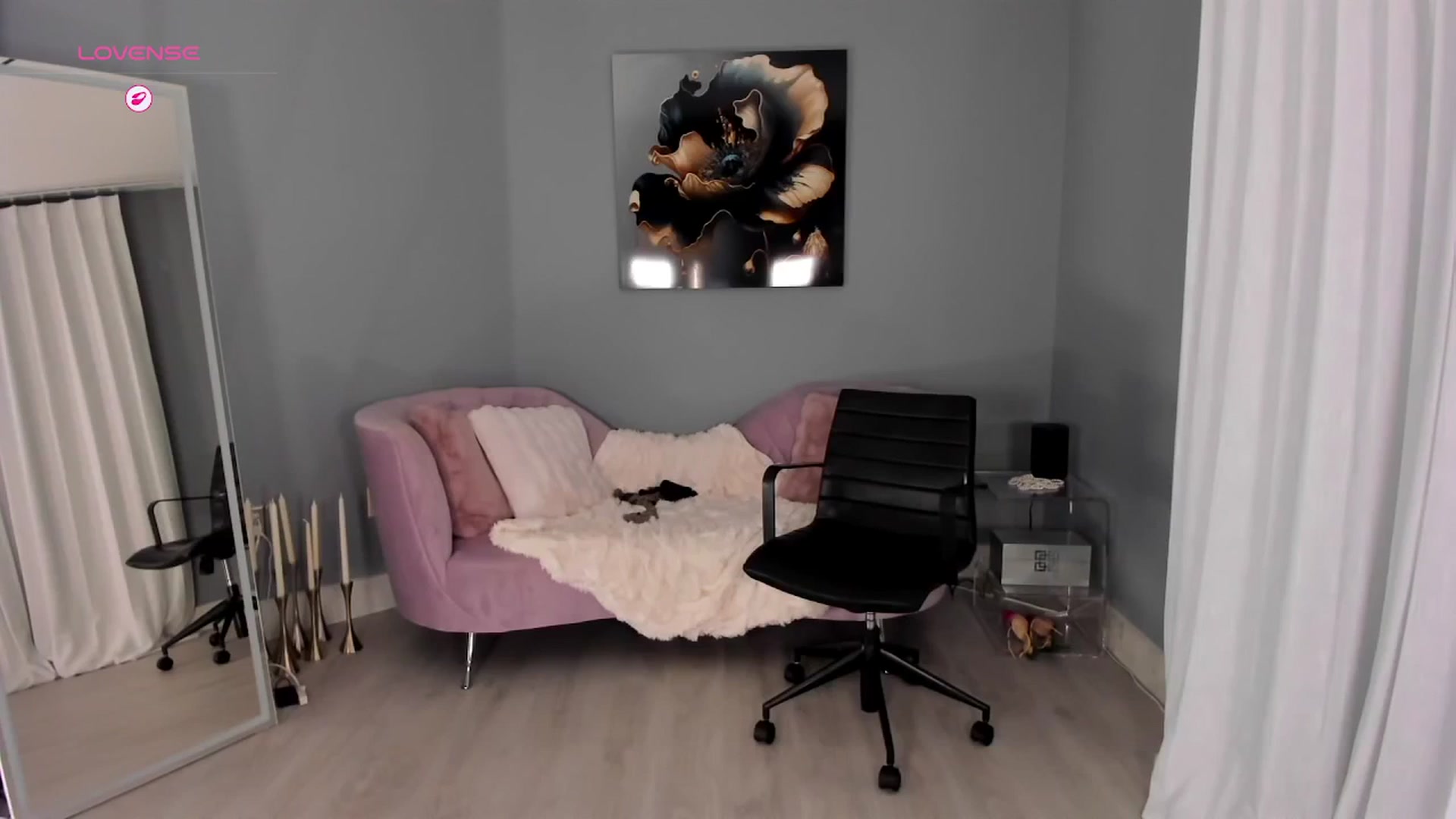 Gallery image thumbnail from Bewitching's myfreecams stream on, 03/19/2026, 24:10 image 5 of 20