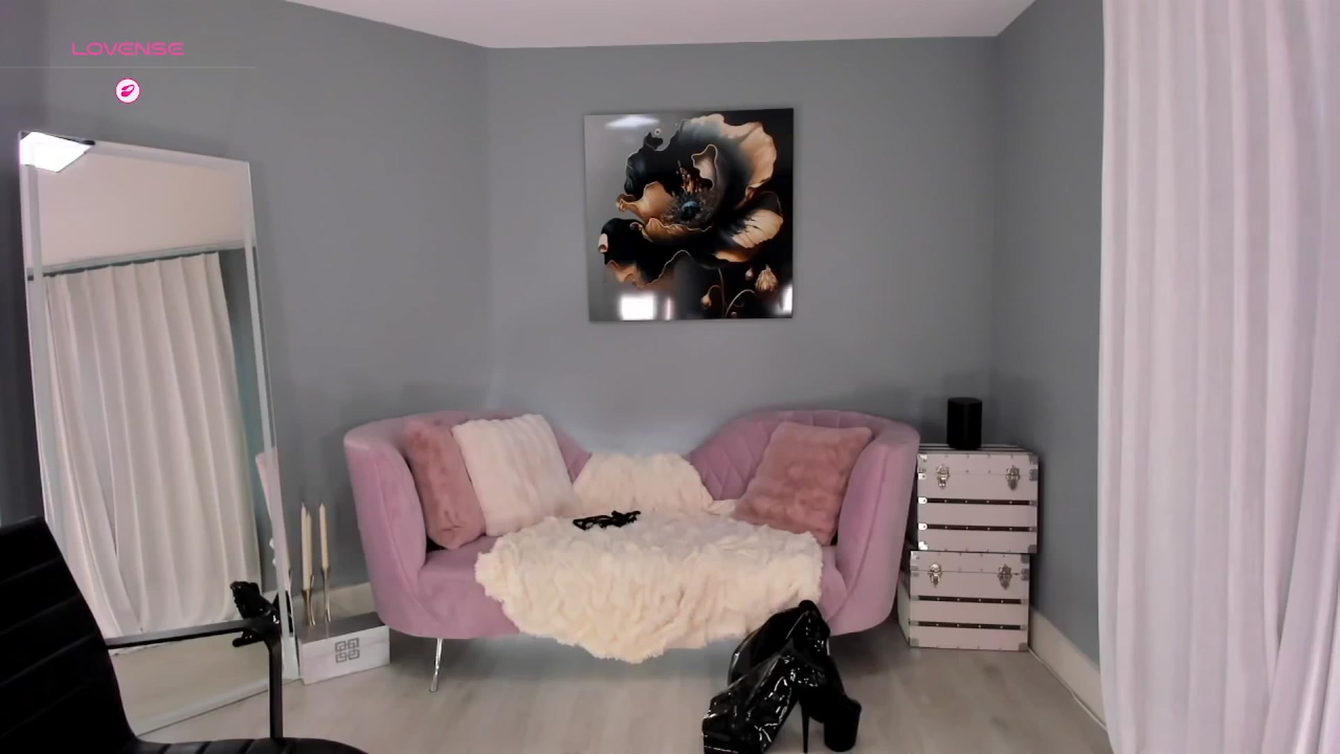 Gallery image thumbnail from Bewitching's myfreecams stream on, 04/02/2026, 24:03 image 3 of 20