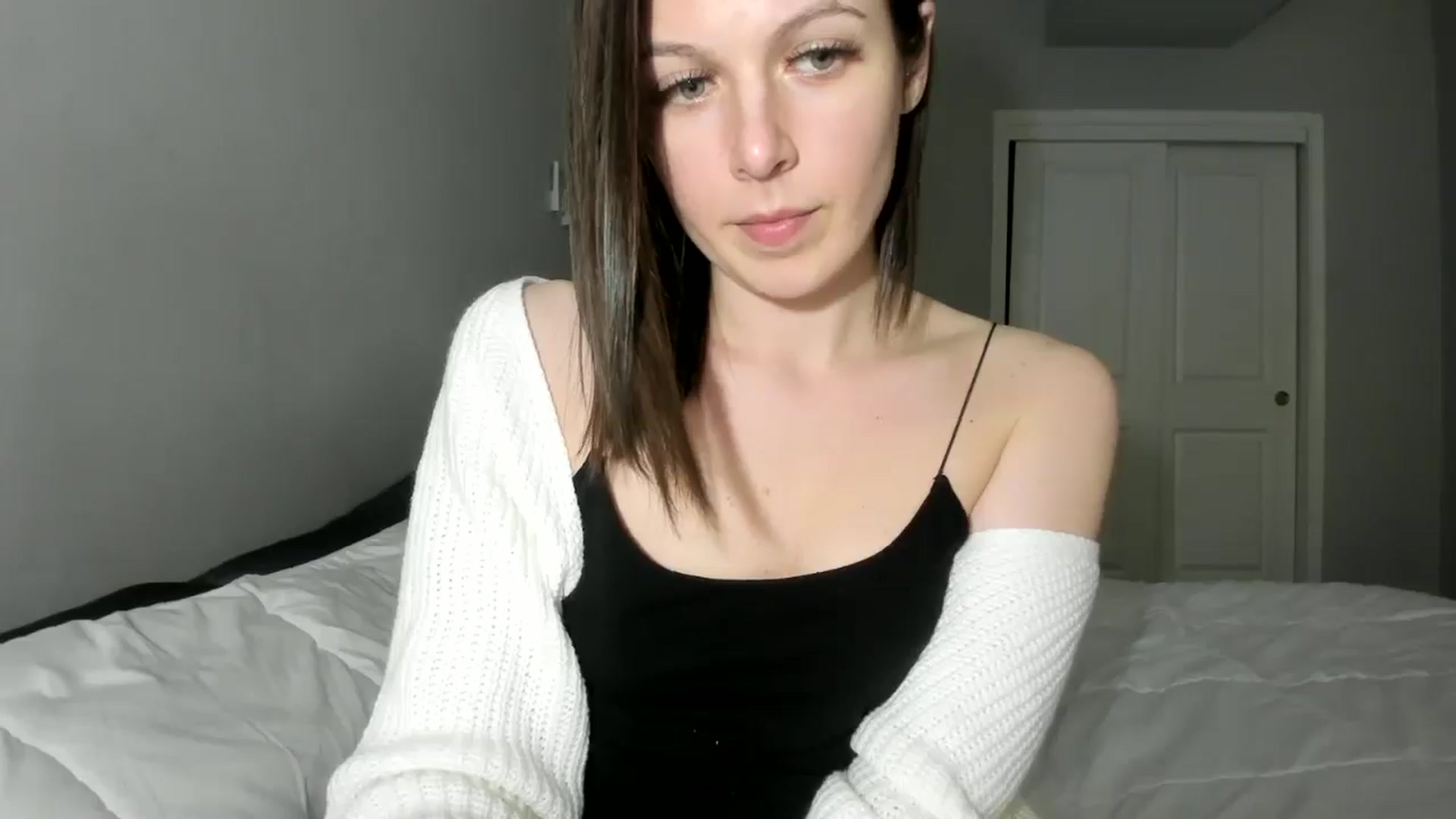 Gallery image thumbnail from Bharbiedoll's myfreecams stream on, 01/27/2026, 03:56 image 11 of 20