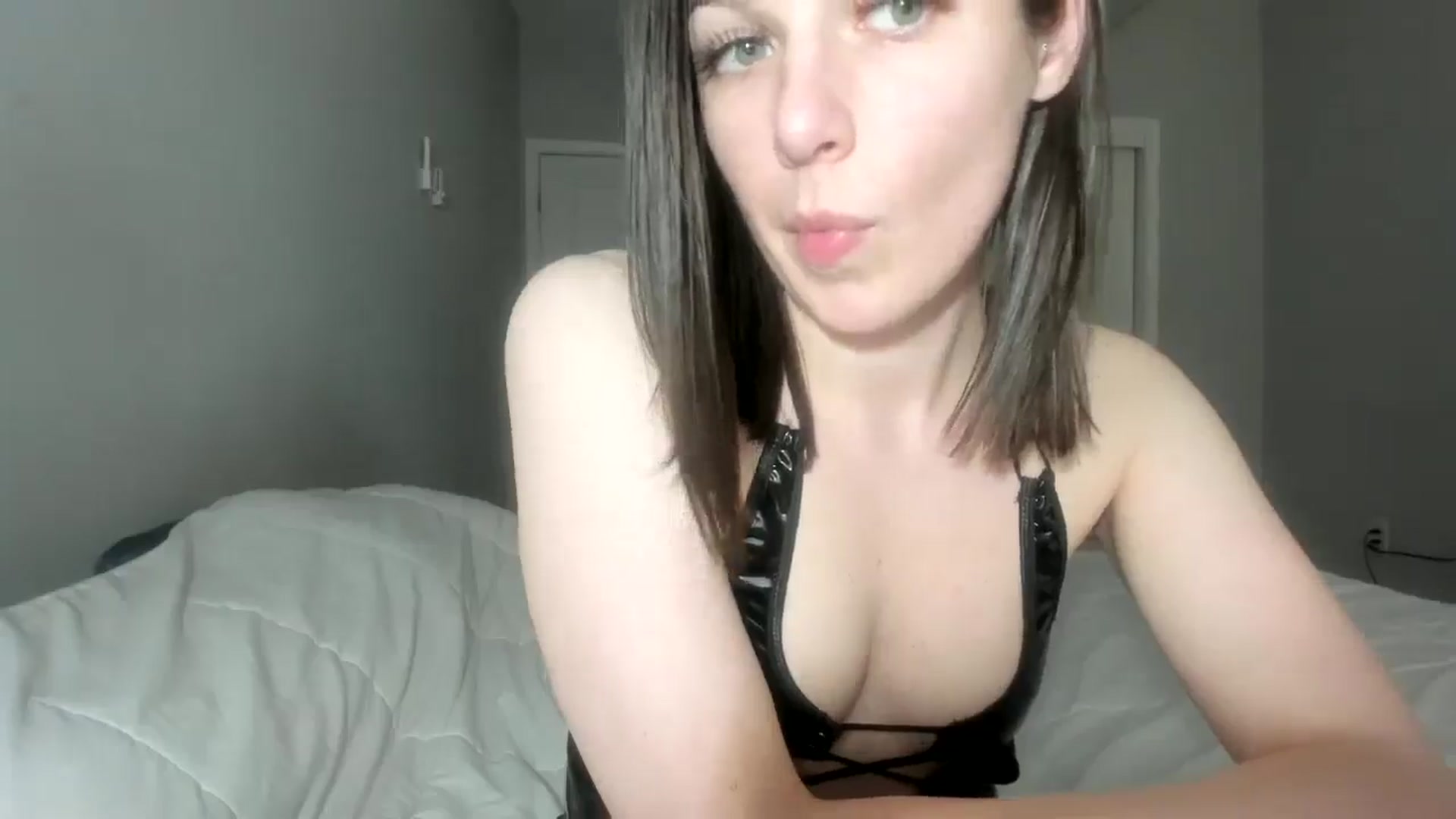 Gallery image thumbnail from Bharbiedoll's myfreecams stream on, 01/29/2026, 03:06 image 8 of 20