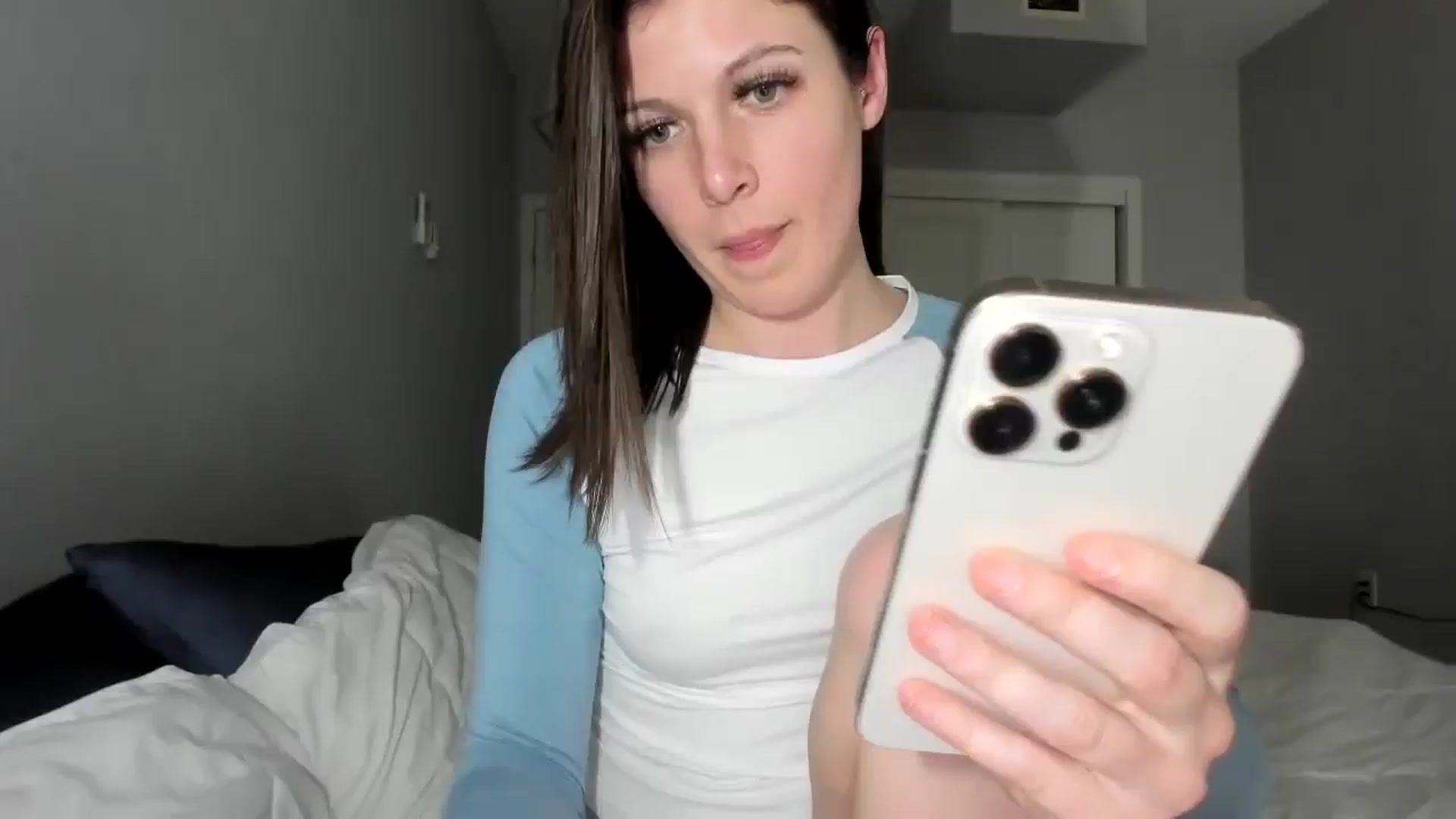 Gallery image thumbnail from Bharbiedoll's myfreecams stream on, 02/23/2026, 05:58 image 19 of 20
