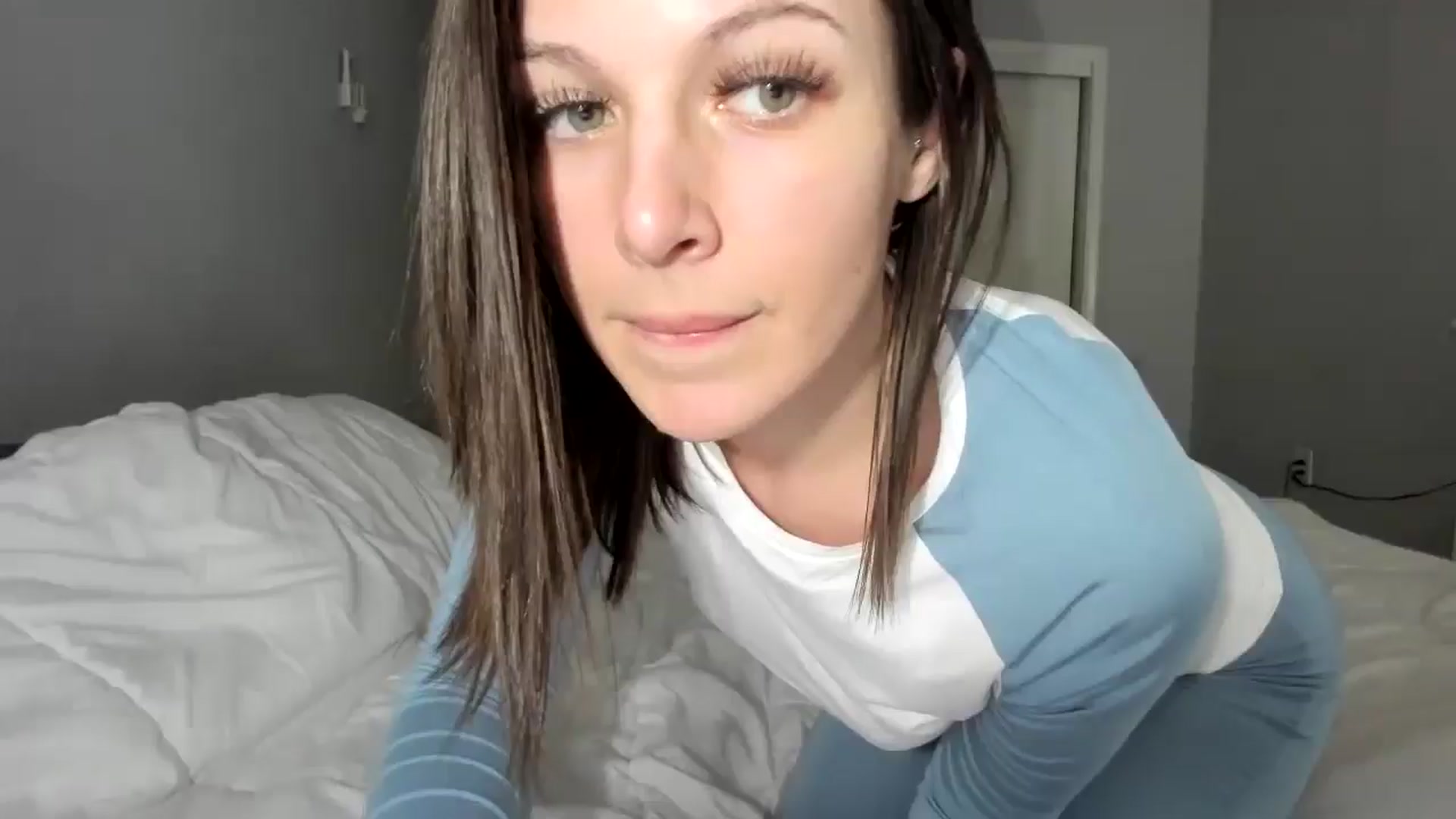 Gallery image thumbnail from Bharbiedoll's myfreecams stream on, 02/23/2026, 05:58 image 3 of 20