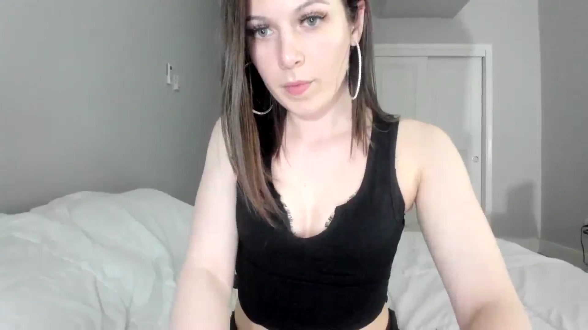 Gallery image thumbnail from Bharbiedoll's myfreecams stream on, 03/26/2026, 23:57 image 12 of 20