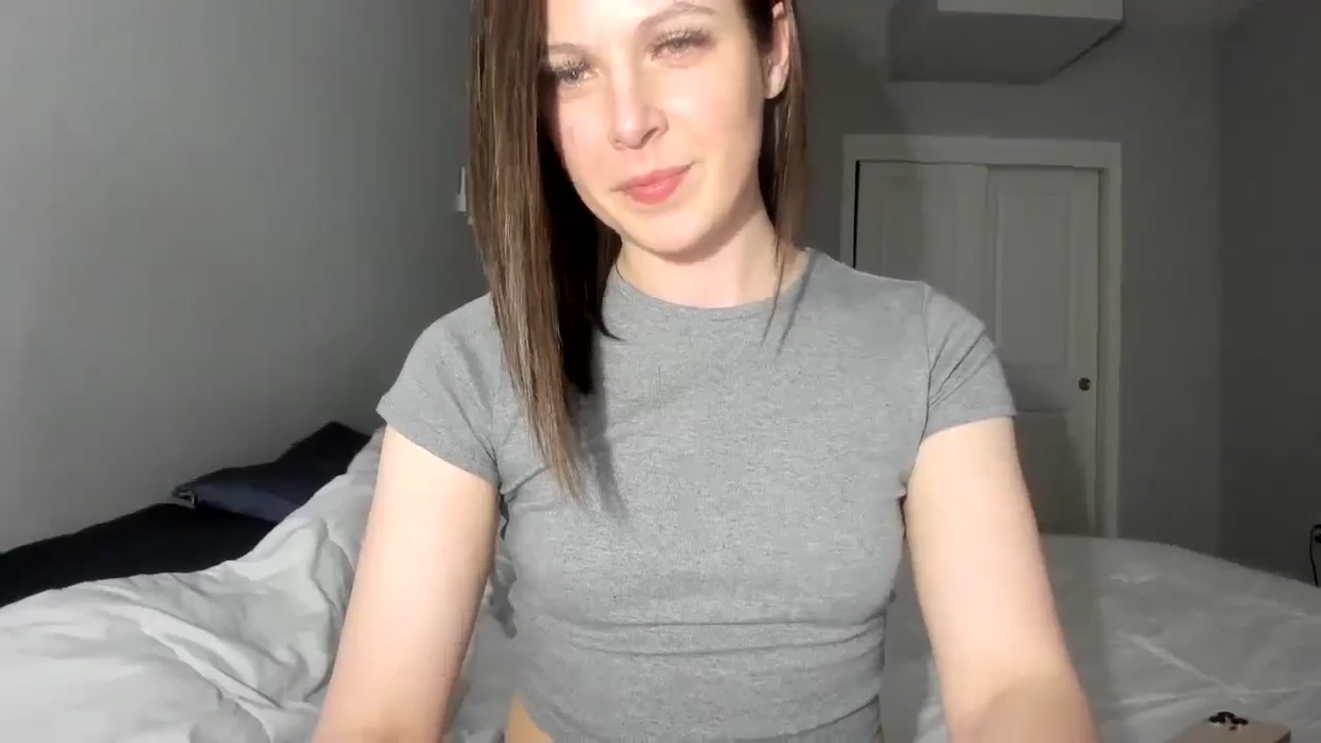 Gallery image thumbnail from Bharbiedoll's myfreecams stream on, 04/08/2026, 24:01 image 7 of 20