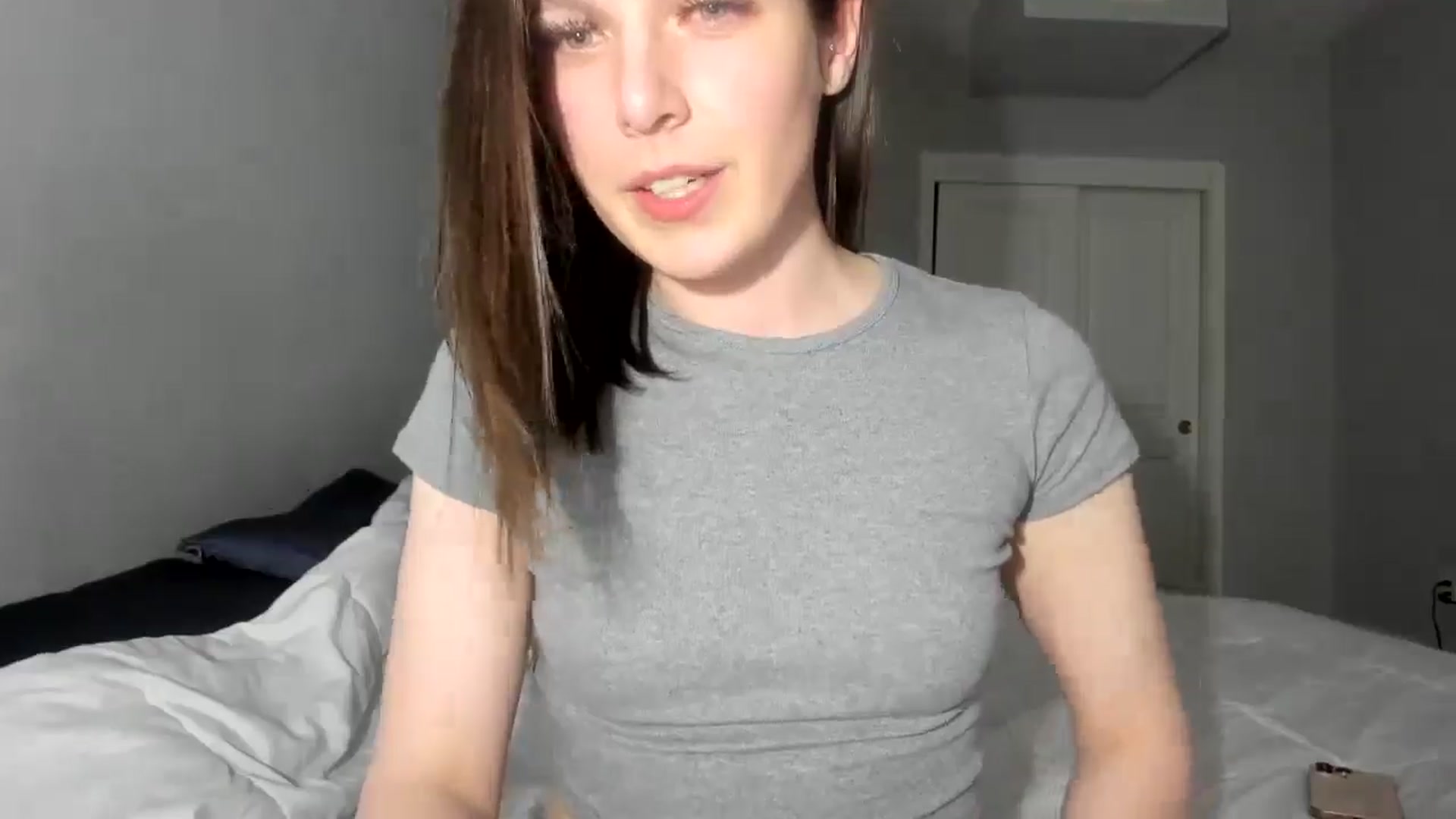 Gallery image thumbnail from Bharbiedoll's myfreecams stream on, 04/08/2026, 24:01 image 6 of 20
