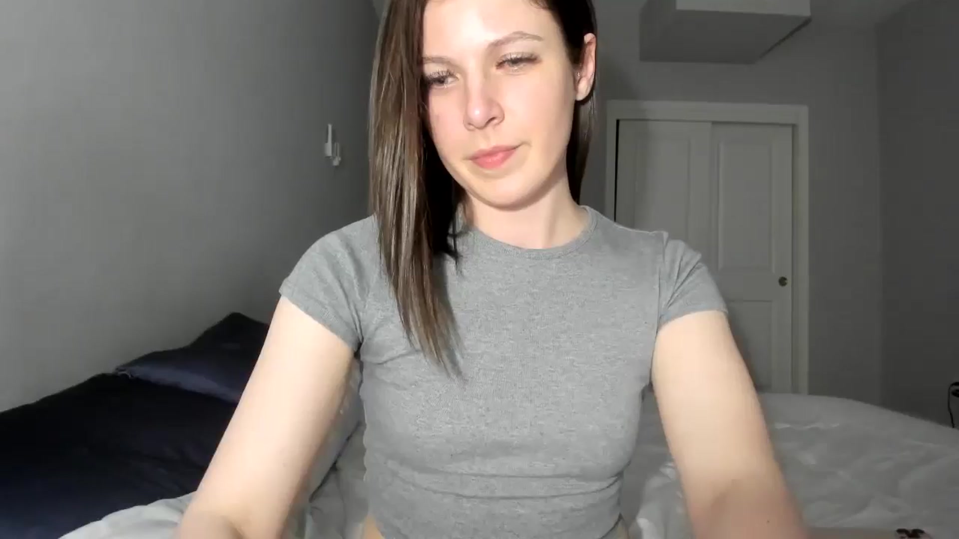 Gallery image thumbnail from Bharbiedoll's myfreecams stream on, 04/08/2026, 24:41 image 1 of 20