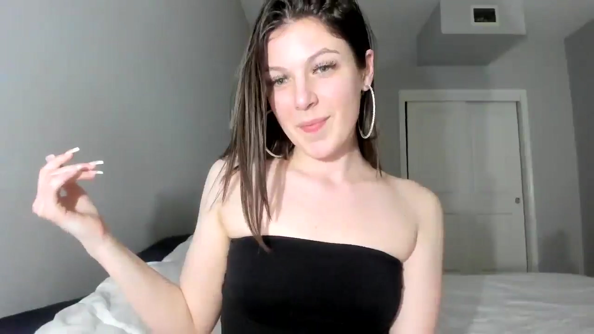 Gallery image thumbnail from Bharbiedoll's myfreecams stream on, 04/09/2026, 23:20 image 20 of 20