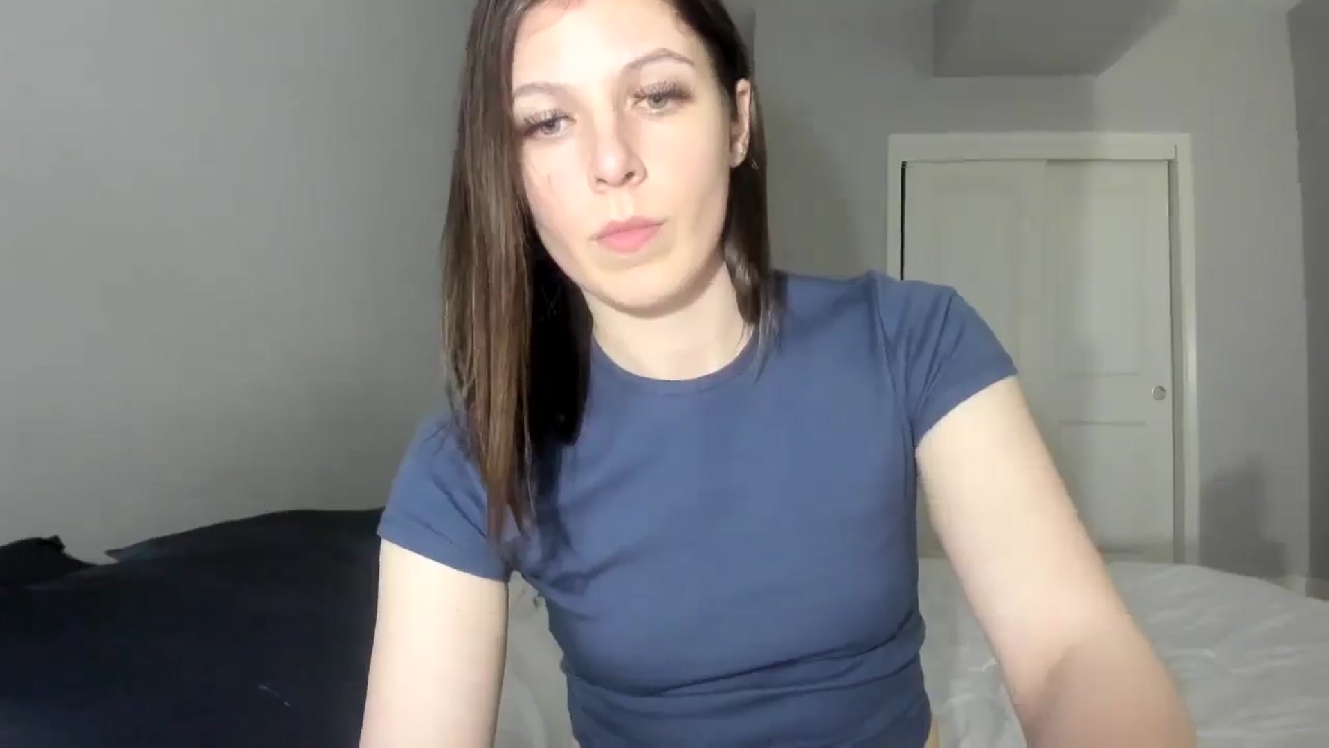 Gallery image thumbnail from Bharbiedoll's myfreecams stream on, 04/14/2026, 01:12 image 20 of 20