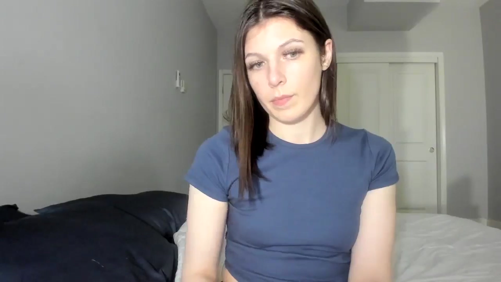 Gallery image thumbnail from Bharbiedoll's myfreecams stream on, 04/14/2026, 01:12 image 19 of 20
