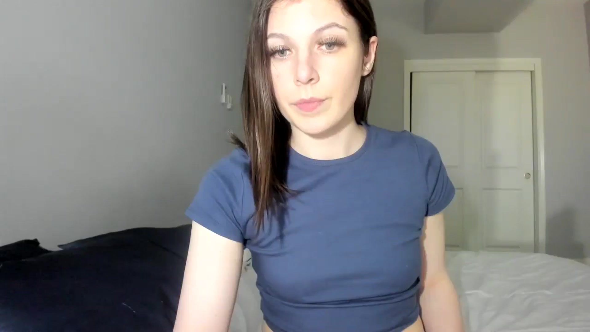 Gallery image thumbnail from Bharbiedoll's myfreecams stream on, 04/14/2026, 01:12 image 9 of 20