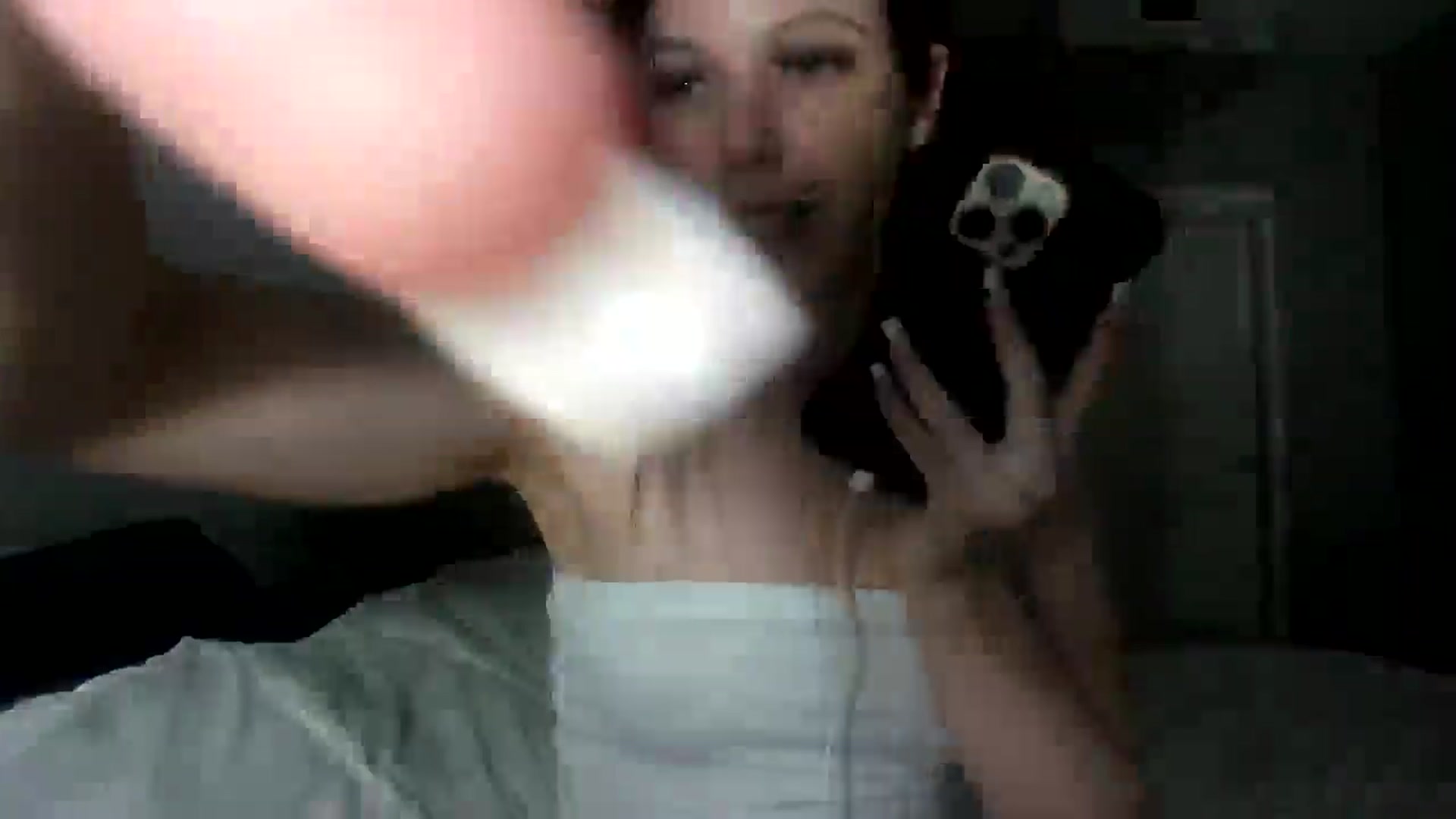 Gallery image thumbnail from Bharbiedoll's myfreecams stream on, 04/23/2026, 03:14 image 3 of 20