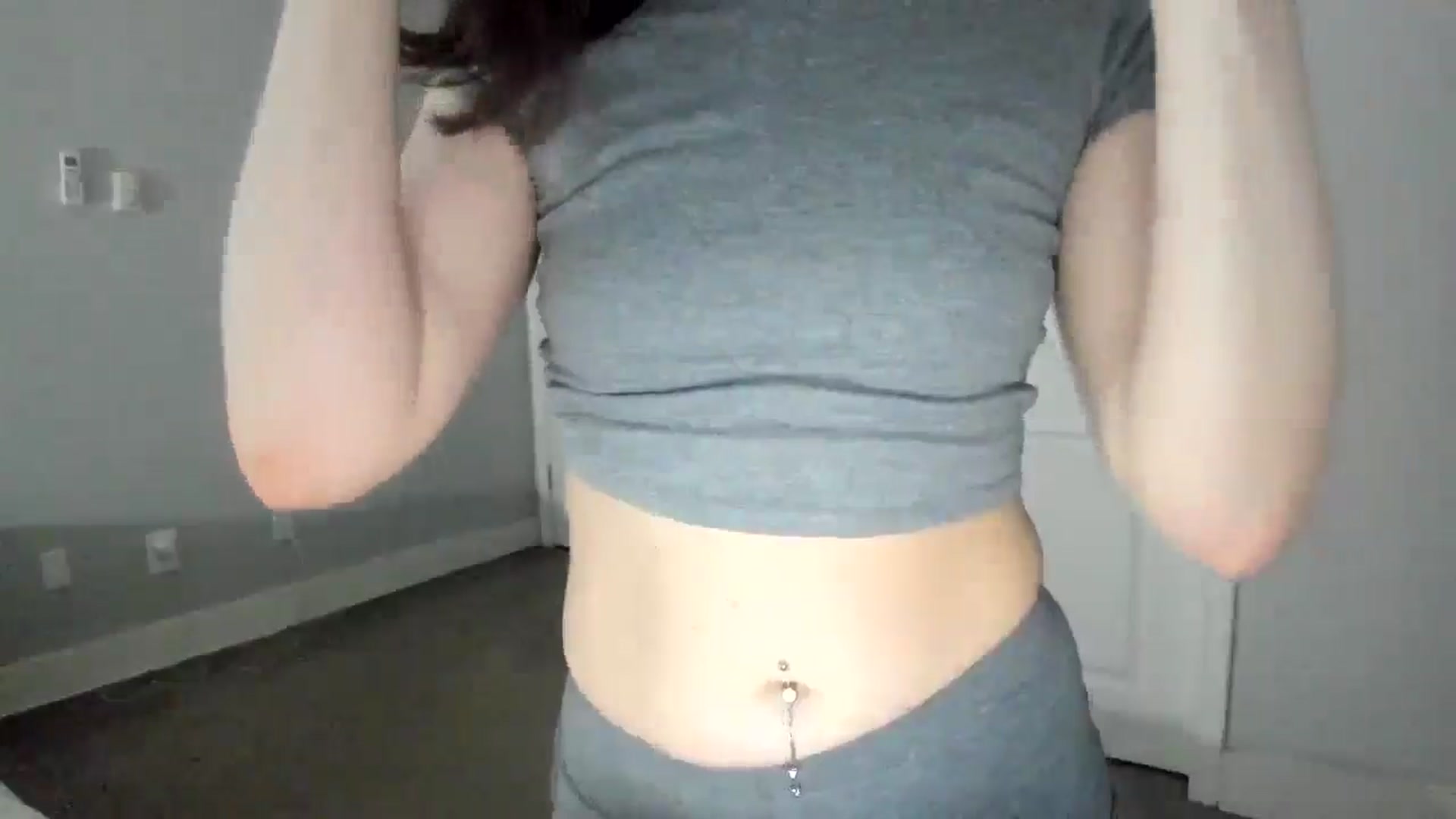 Gallery image thumbnail from Bharbiedoll's myfreecams stream on, 05/07/2026, 24:01 image 15 of 20