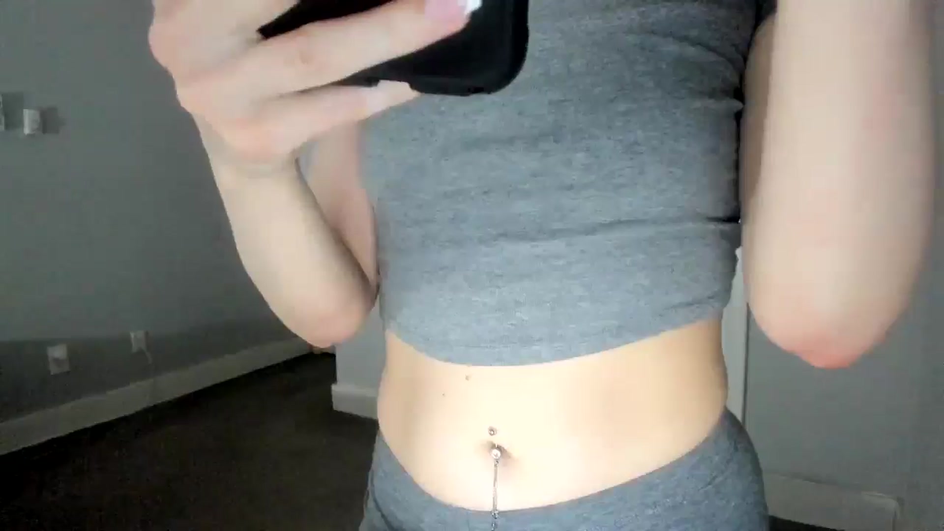 Gallery image thumbnail from Bharbiedoll's myfreecams stream on, 05/07/2026, 24:01 image 8 of 20