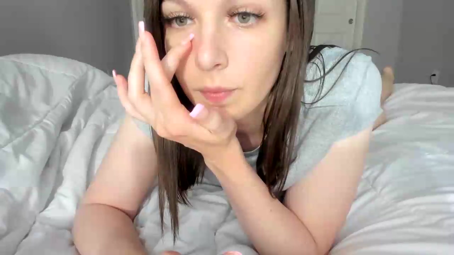 Gallery image thumbnail from Bharbiedoll's myfreecams stream on, 06/08/2026, 21:15 image 11 of 20