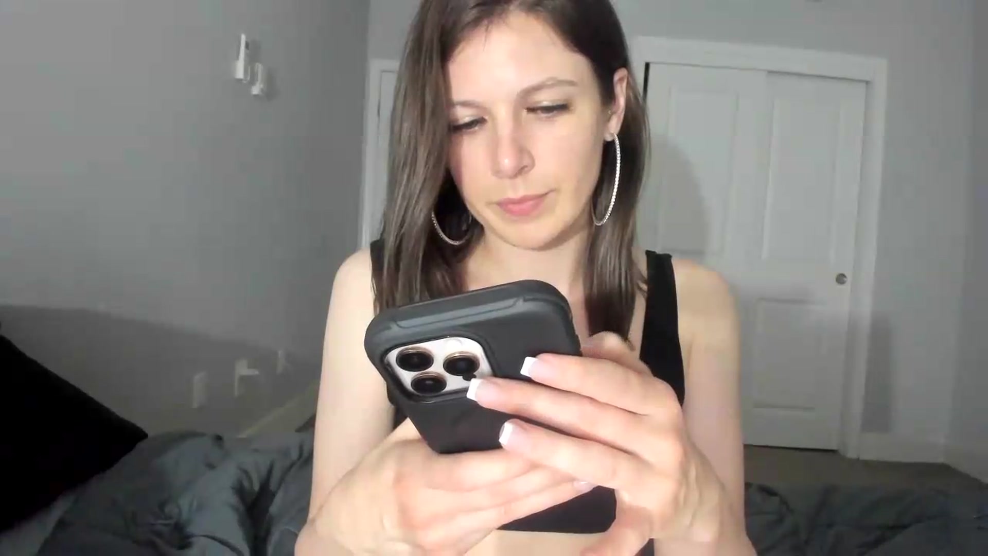 Gallery image thumbnail from Bharbiedoll's myfreecams stream on, 07/03/2026, 02:13 image 8 of 20