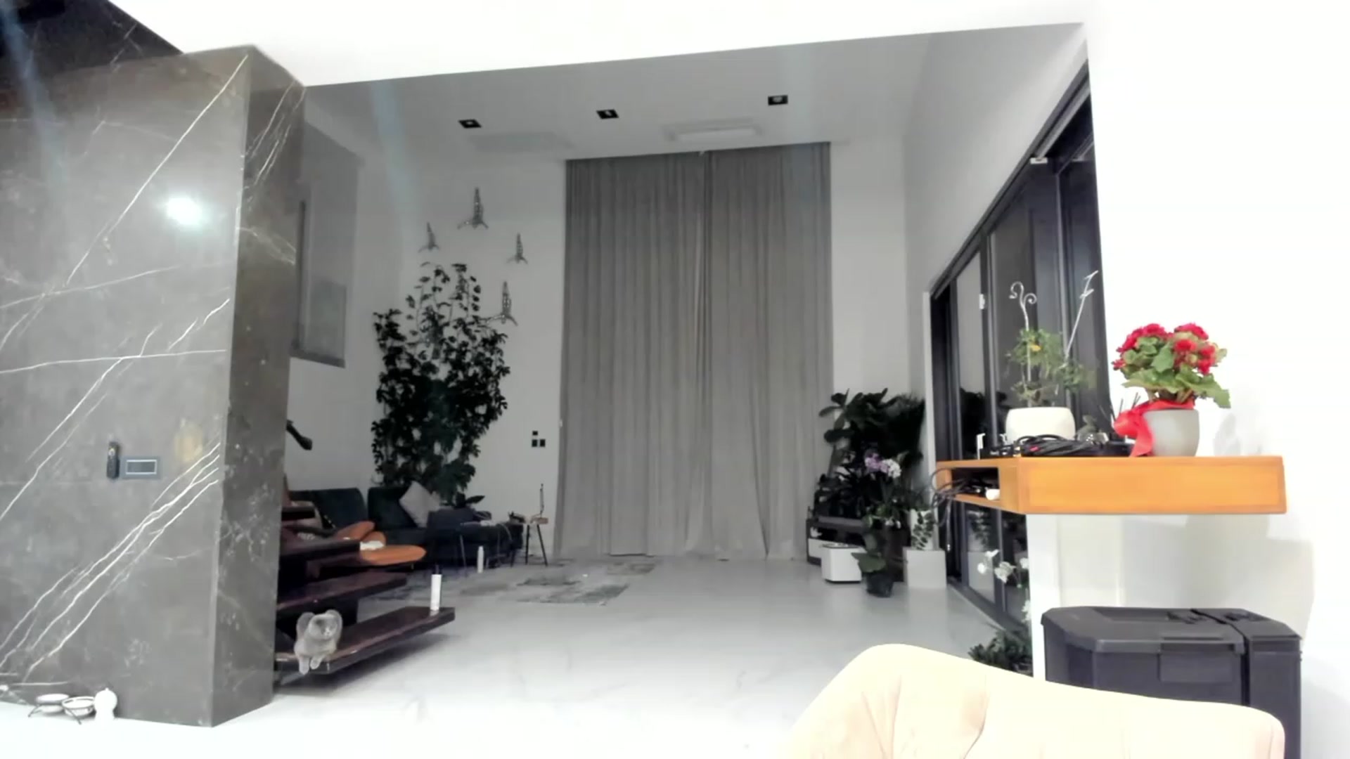 Gallery image thumbnail from BiBiSan's myfreecams stream on, 07/17/2023, 23:48 image 1 of 20