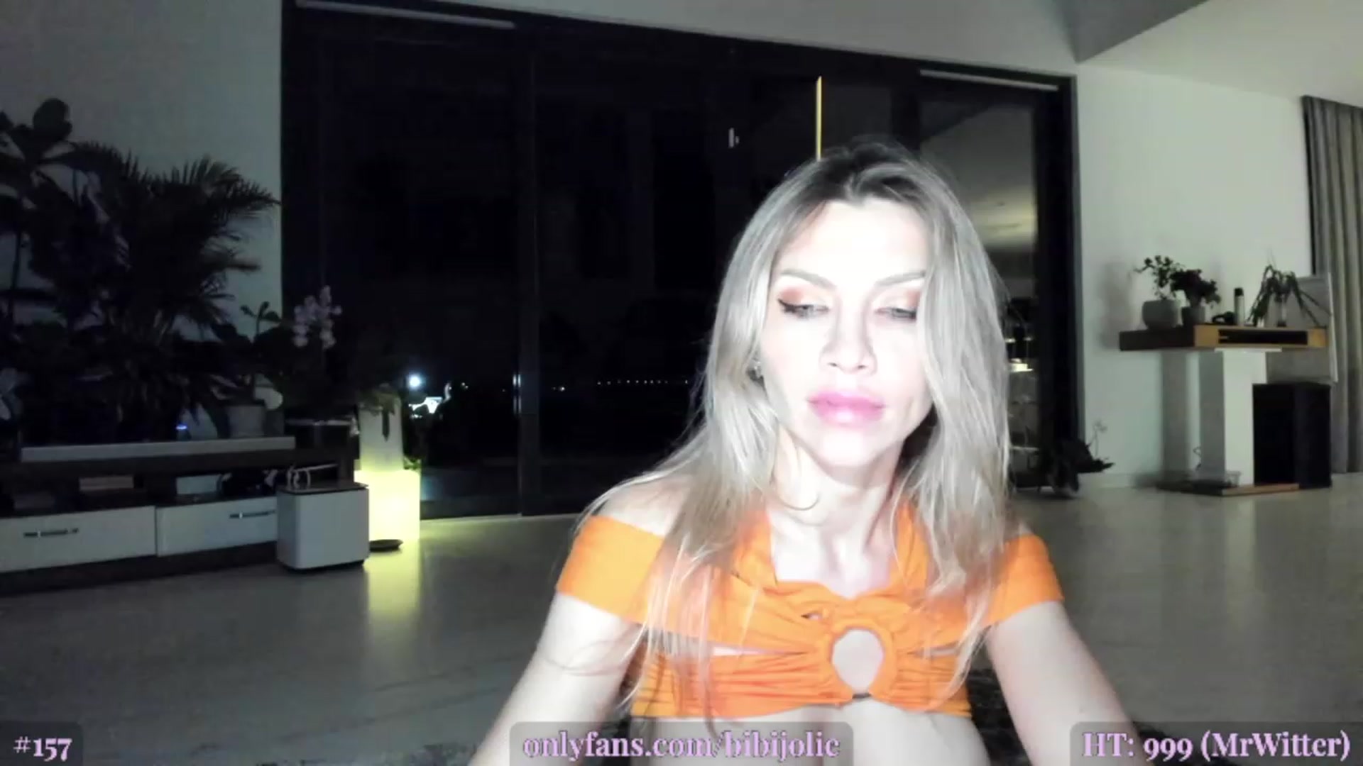Gallery image thumbnail from BiBiSan's myfreecams stream on, 07/21/2023, 01:55 image 13 of 20