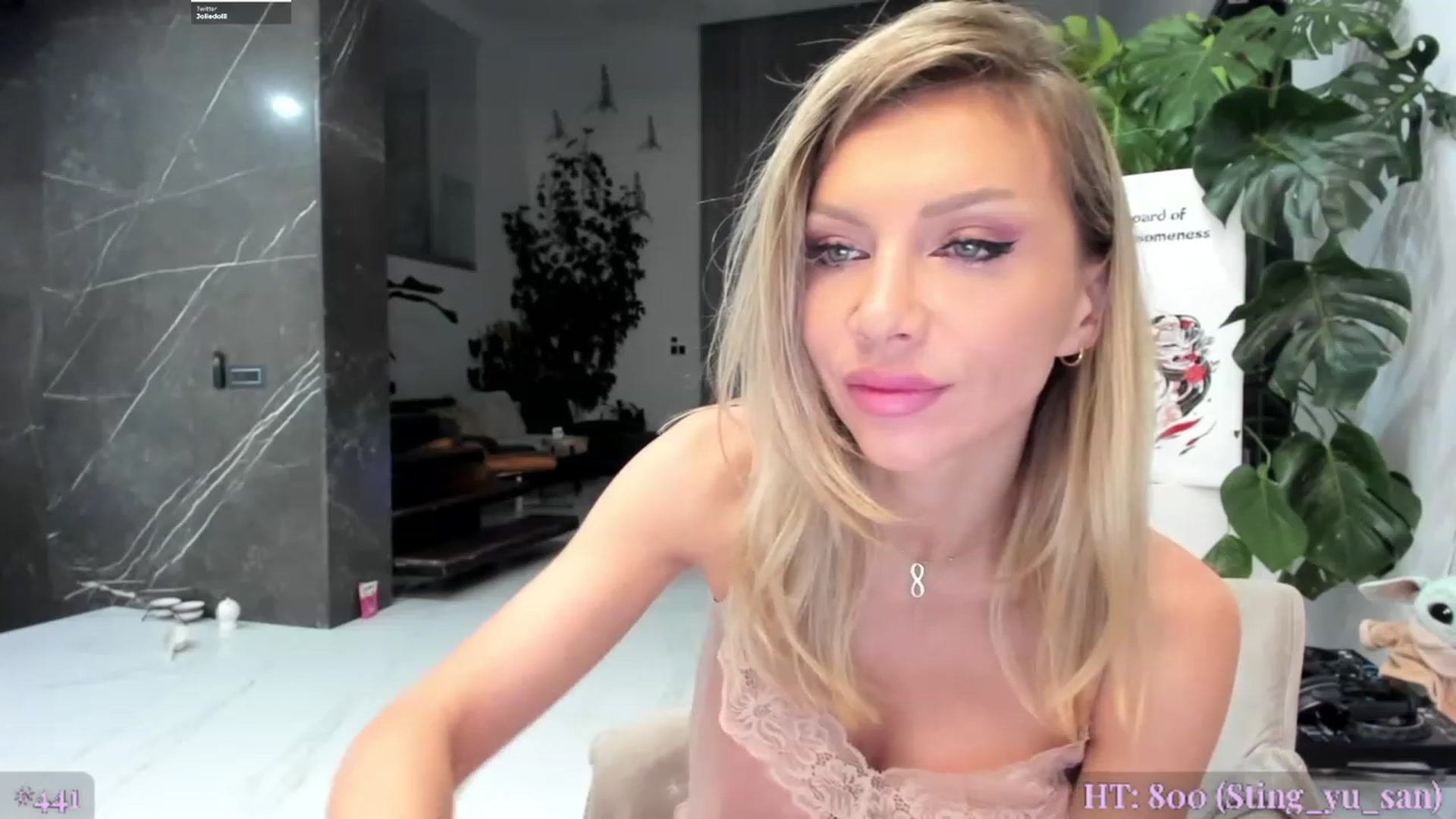Gallery image thumbnail from BiBiSan's myfreecams stream on, 08/11/2023, 01:10 image 12 of 20