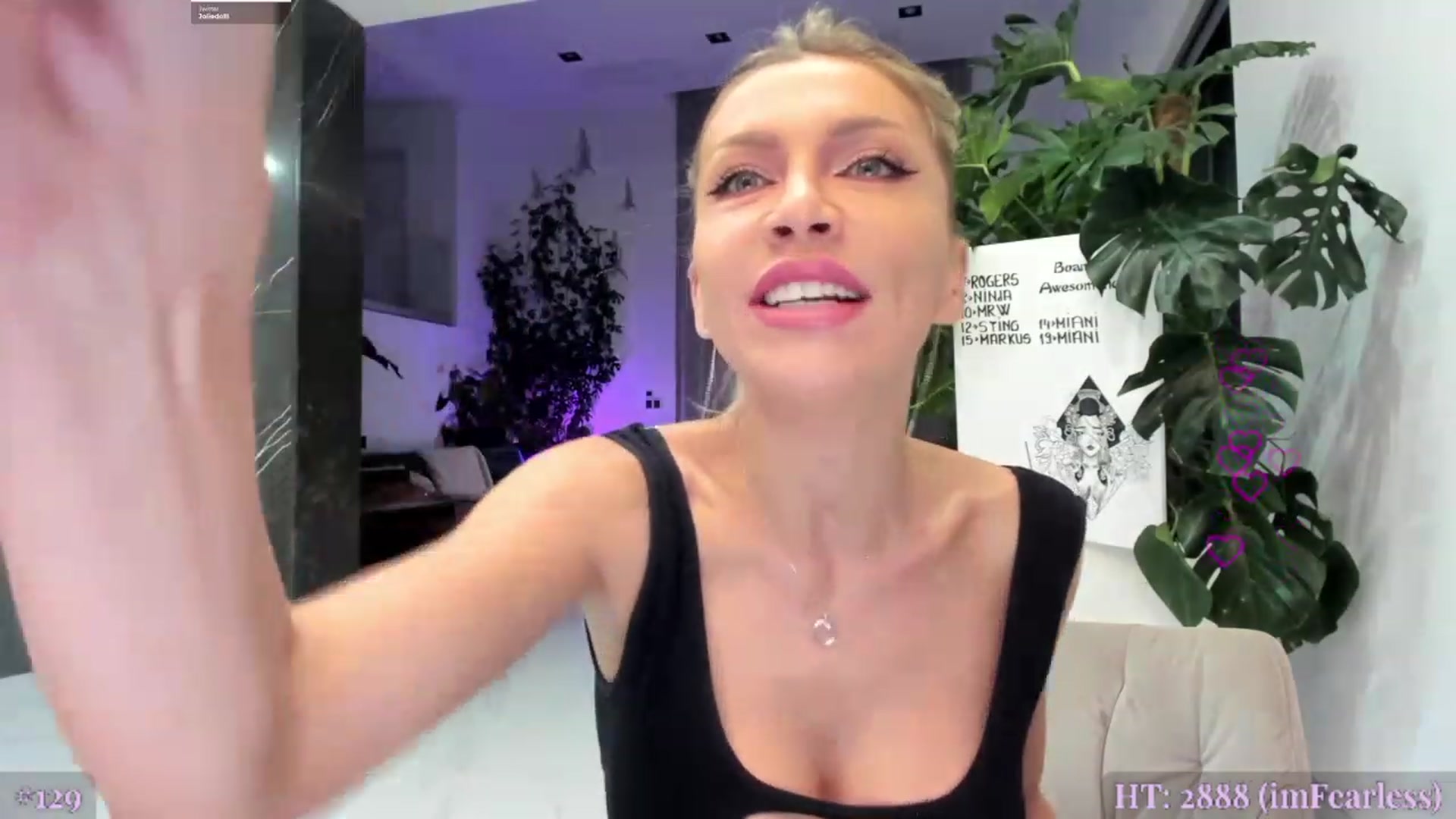 Gallery image thumbnail from BiBiSan's myfreecams stream on, 09/20/2023, 23:44 image 15 of 20