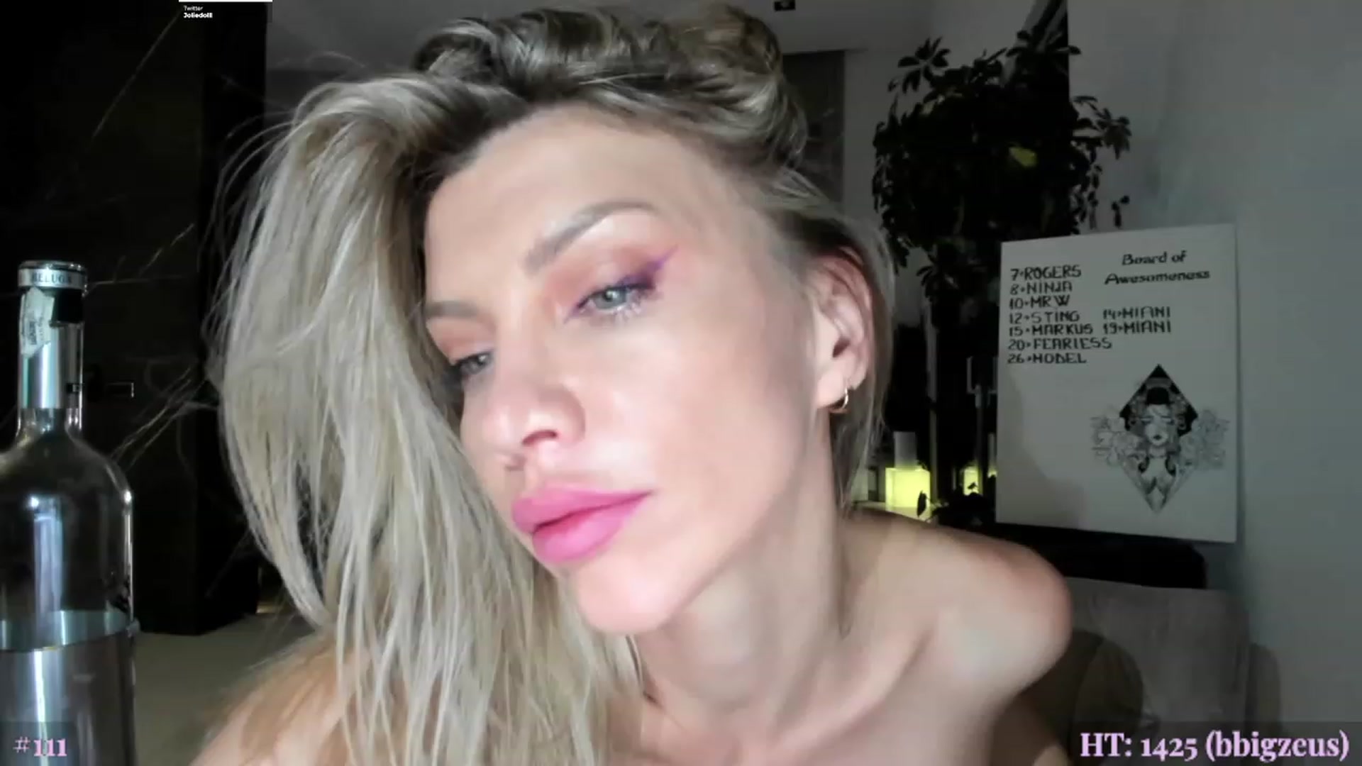Gallery image thumbnail from BiBiSan's myfreecams stream on, 09/28/2023, 01:59 image 9 of 20
