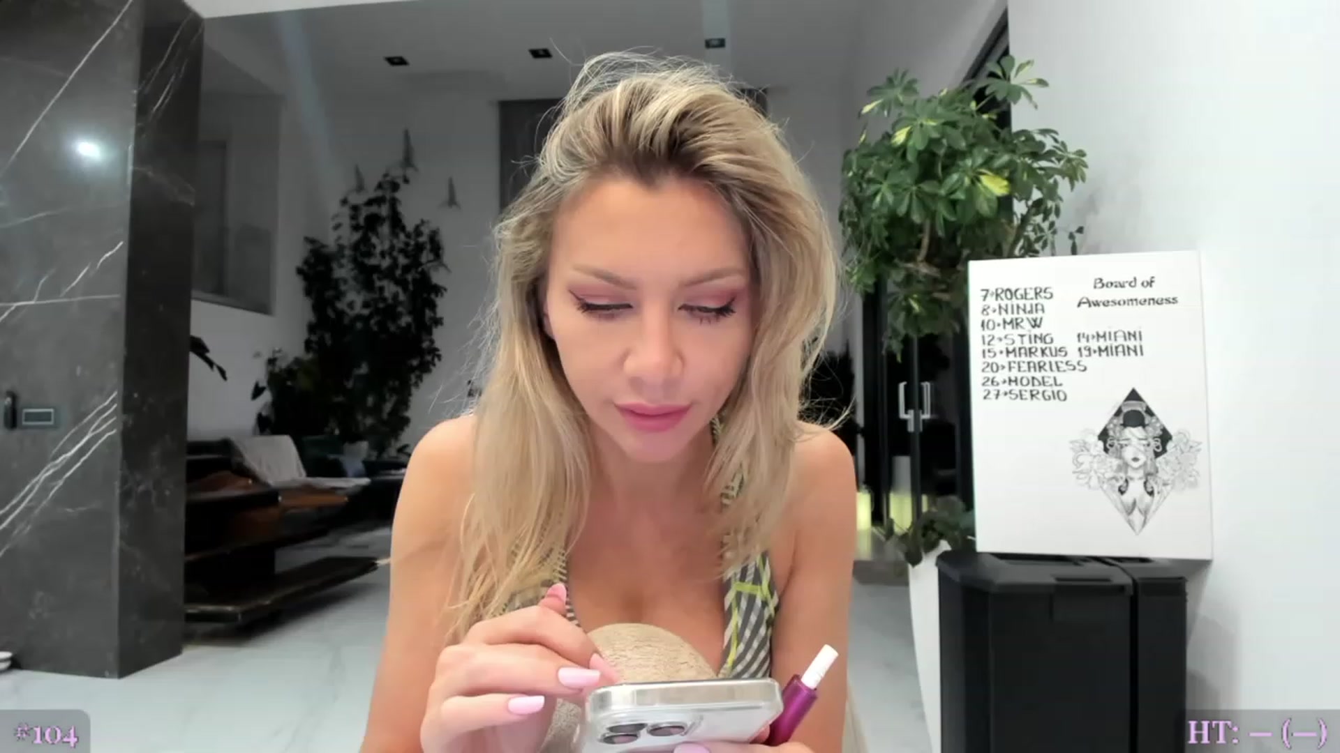 Gallery image thumbnail from BiBiSan's myfreecams stream on, 09/29/2023, 24:12 image 1 of 20