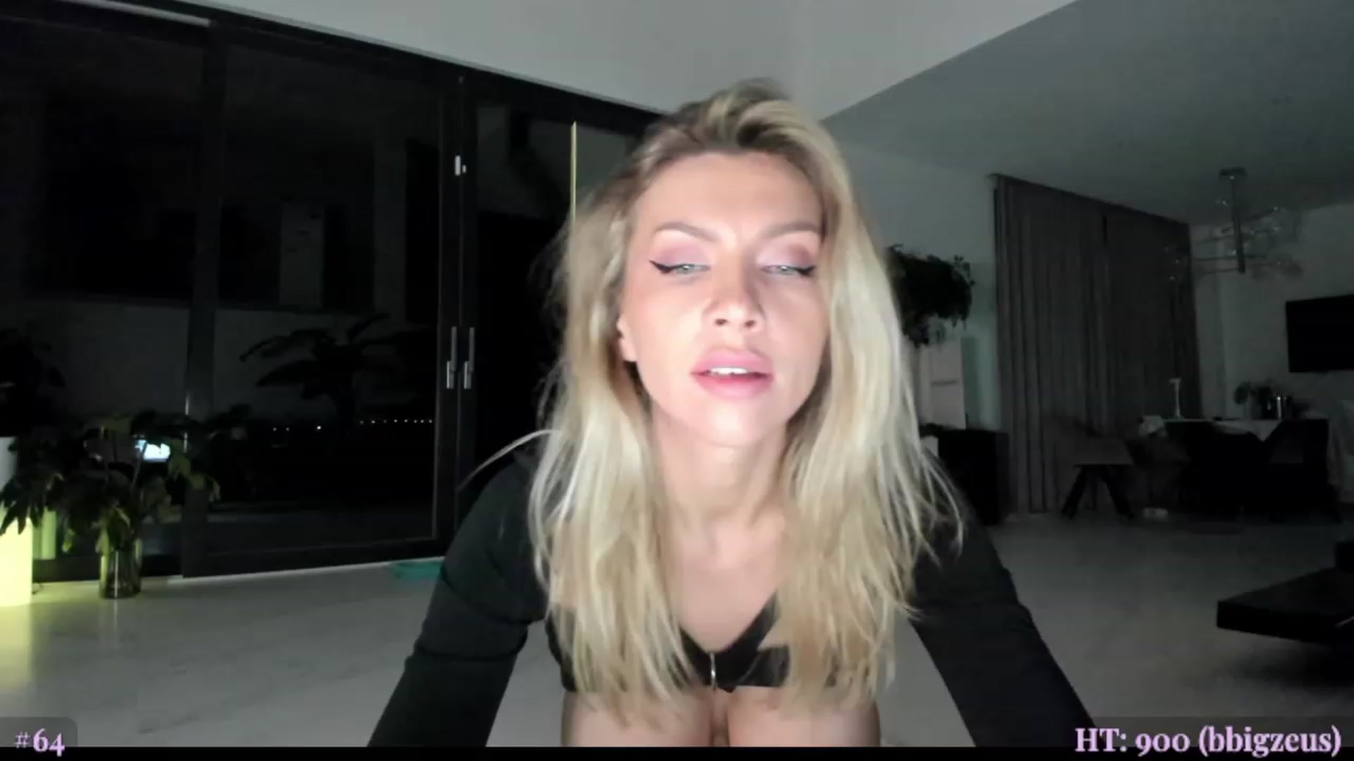 Gallery image thumbnail from BiBiSan's myfreecams stream on, 10/11/2023, 01:24 image 16 of 20