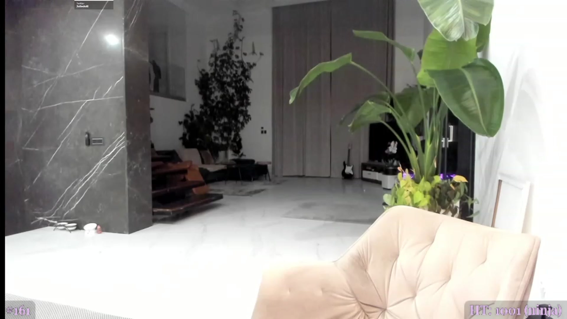 Gallery image thumbnail from BiBiSan's myfreecams stream on, 03/13/2024, 24:54 image 17 of 20