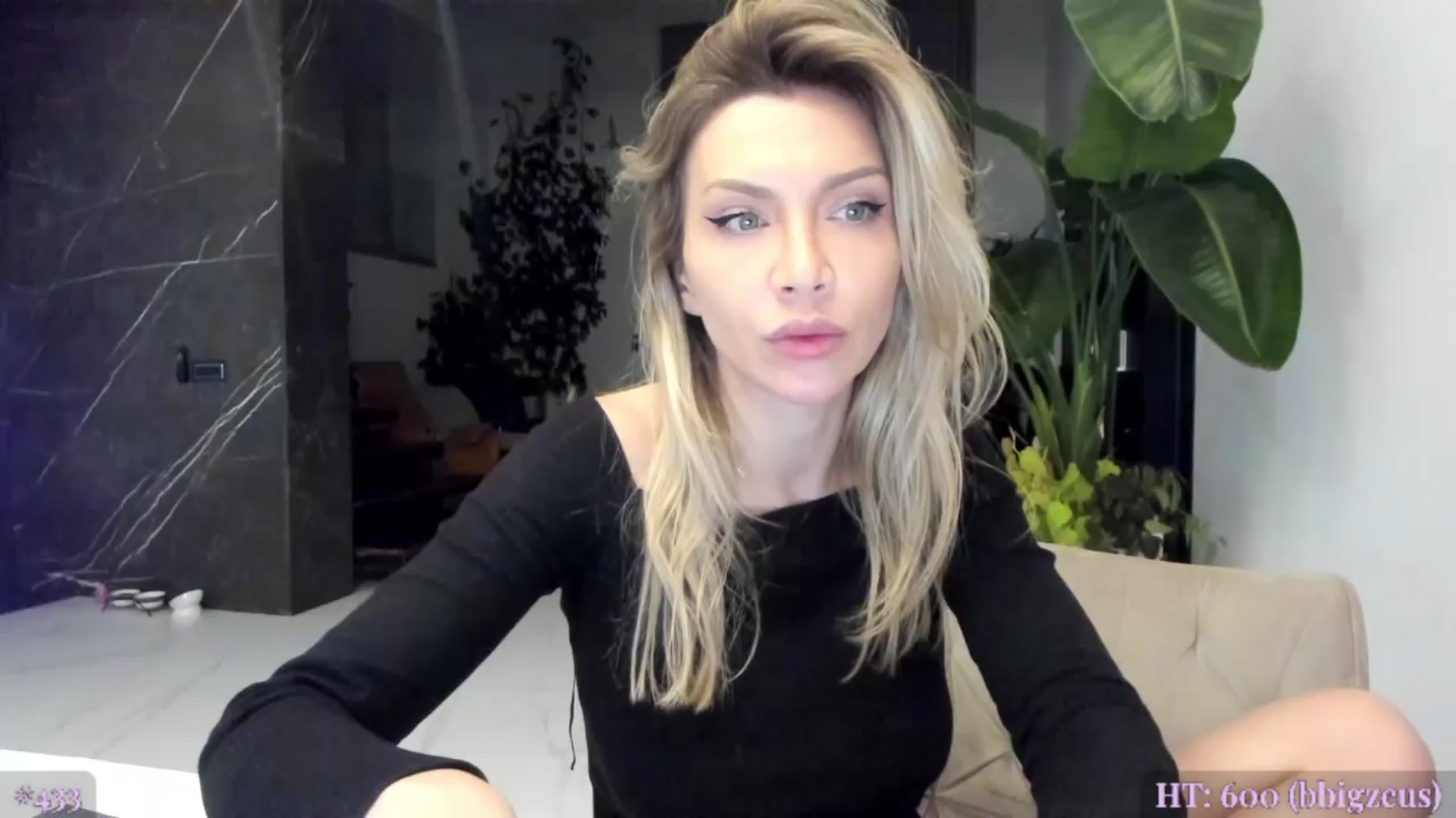 Gallery image thumbnail from BiBiSan's myfreecams stream on, 03/28/2024, 01:42 image 9 of 20