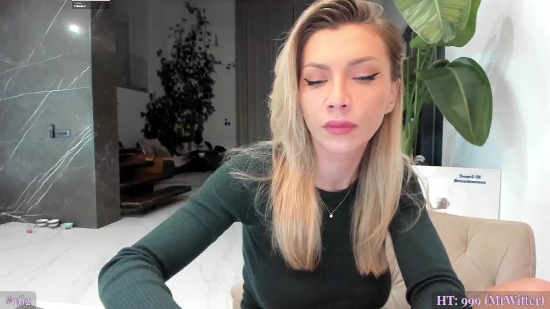 Gallery image thumbnail from BiBiSan's myfreecams stream on, 04/15/2024, 23:03 image 1 of 20