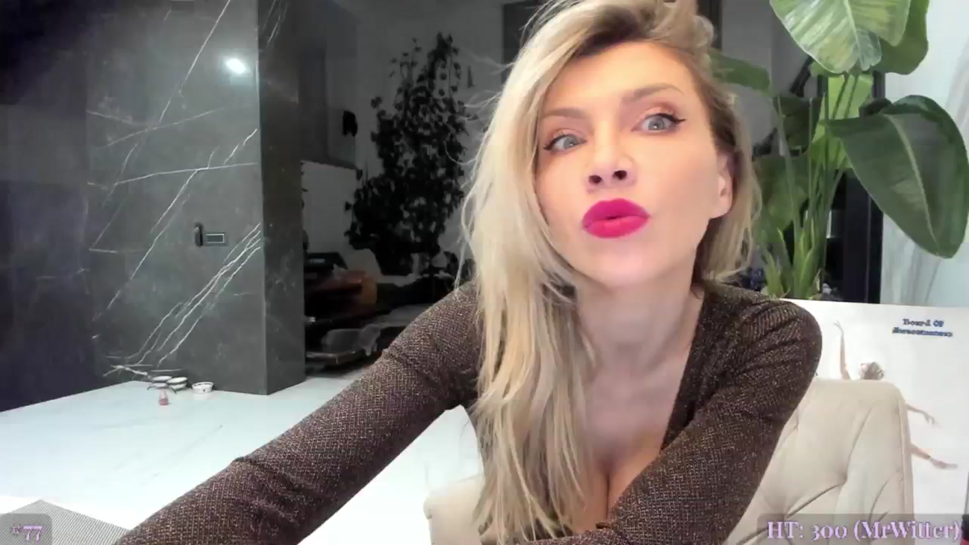 Gallery image thumbnail from BiBiSan's myfreecams stream on, 04/20/2024, 22:44 image 1 of 20