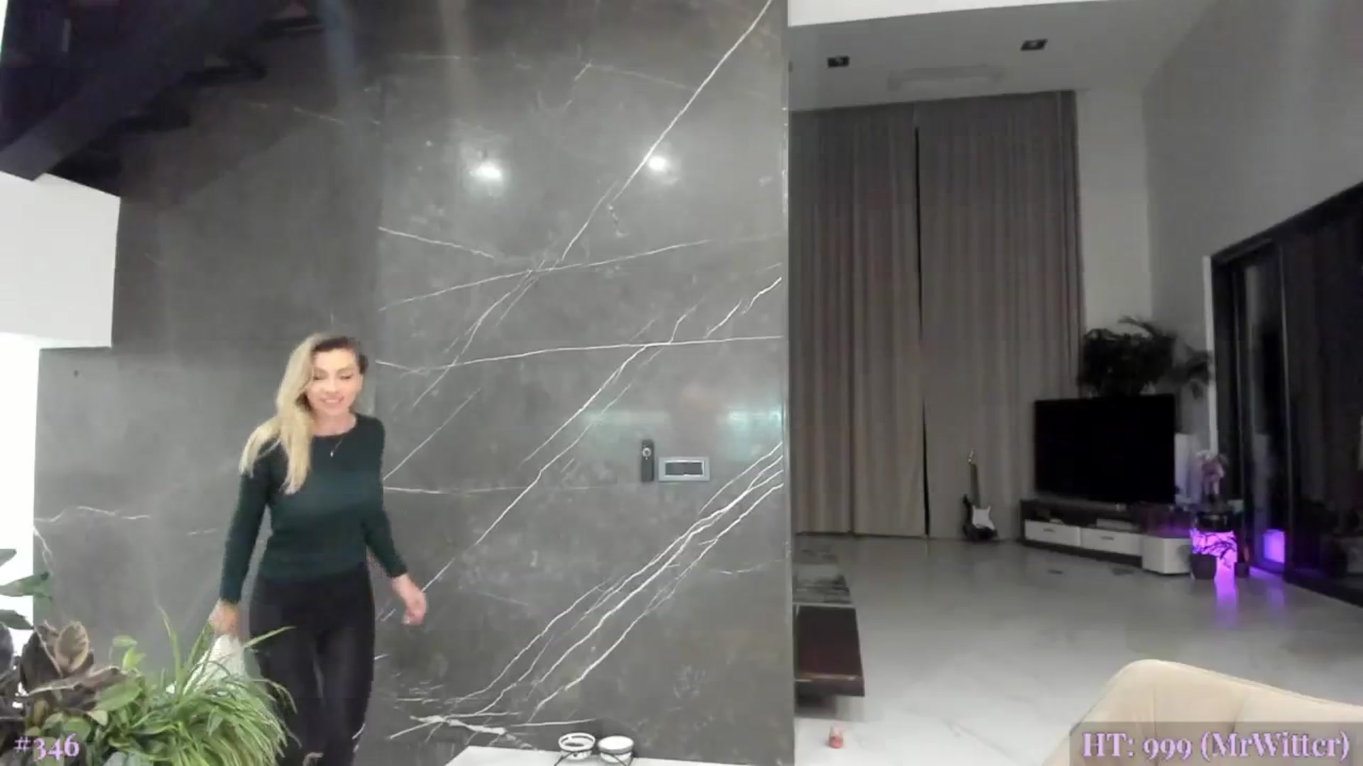 Gallery image thumbnail from BiBiSan's myfreecams stream on, 05/23/2024, 23:49 image 5 of 20