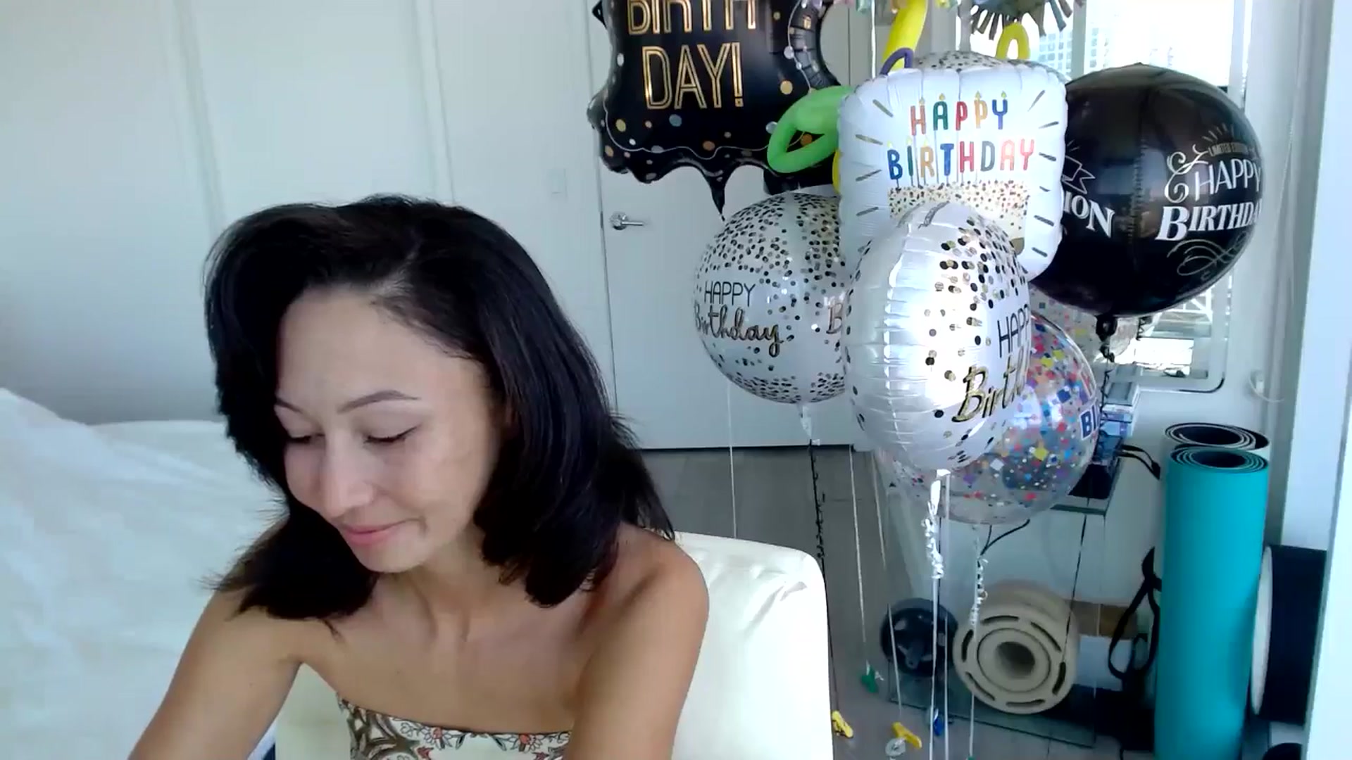 Gallery image thumbnail from BiRTHDAY_B00M's myfreecams stream on, 09/11/2024, 21:59 image 12 of 20