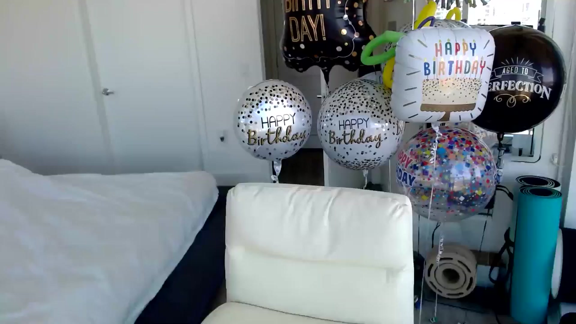 Gallery image thumbnail from BiRTHDAY_B00M's myfreecams stream on, 09/11/2024, 21:59 image 1 of 20