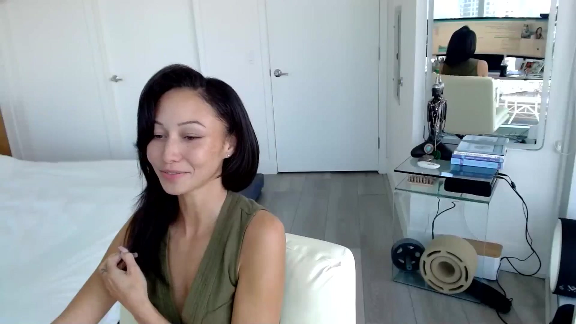 Gallery image thumbnail from BiRTHDAY_B00M's myfreecams stream on, 09/27/2024, 22:01 image 12 of 20
