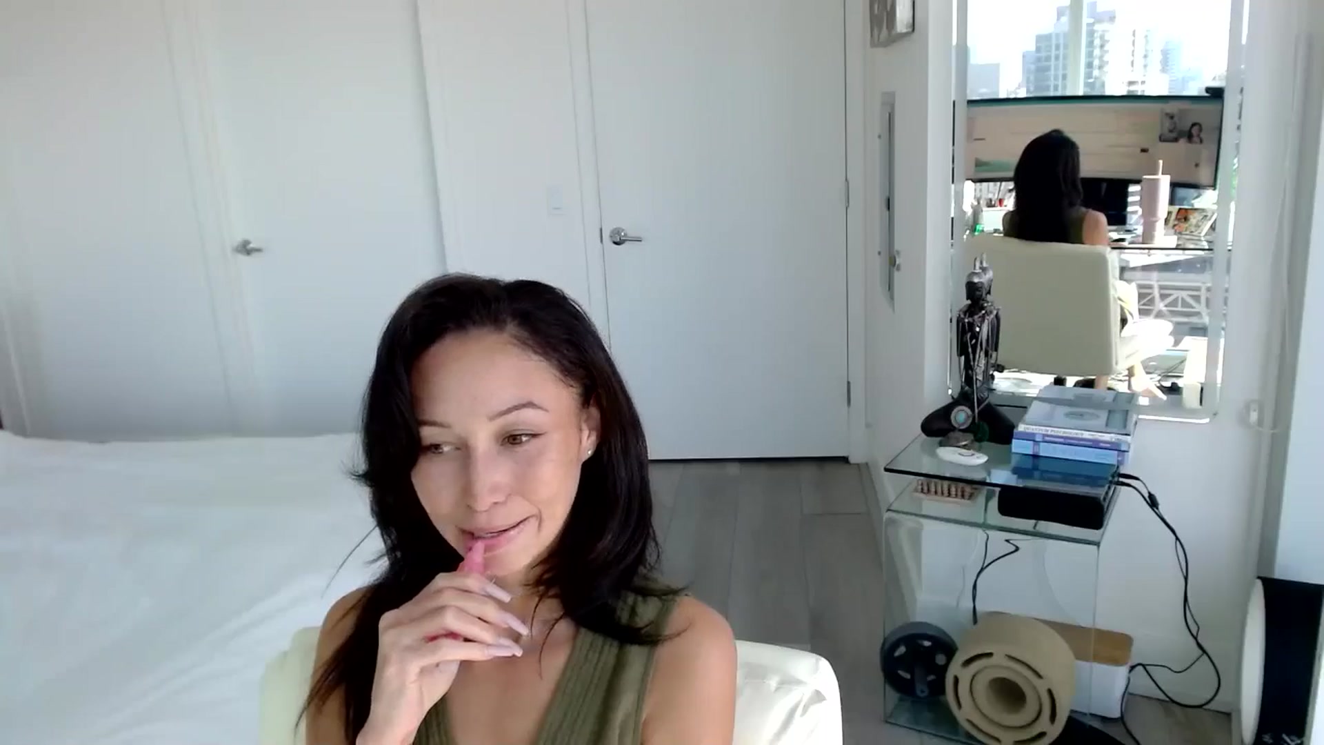 Gallery image thumbnail from BiRTHDAY_B00M's myfreecams stream on, 09/27/2024, 22:01 image 19 of 20